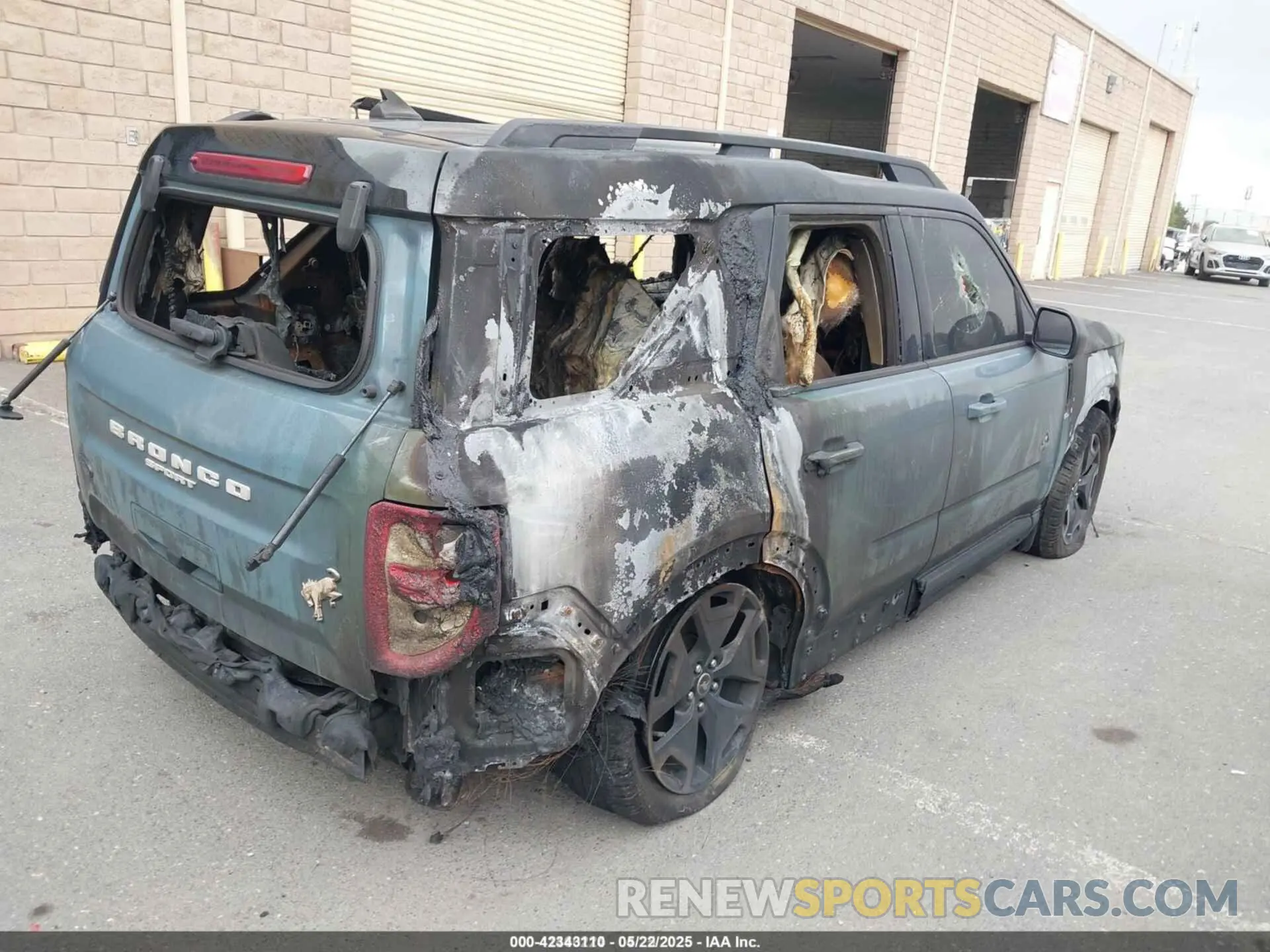 4 Photograph of a damaged car 3FMCR9C6XMRA03187 FORD BRONCO SPORT 2021