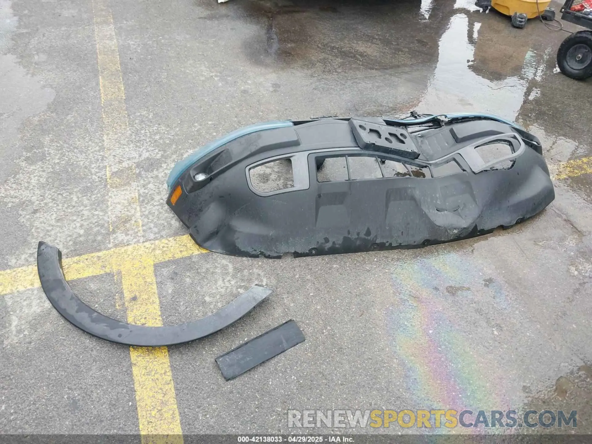 12 Photograph of a damaged car 3FMCR9D90MRA03899 FORD BRONCO SPORT 2021