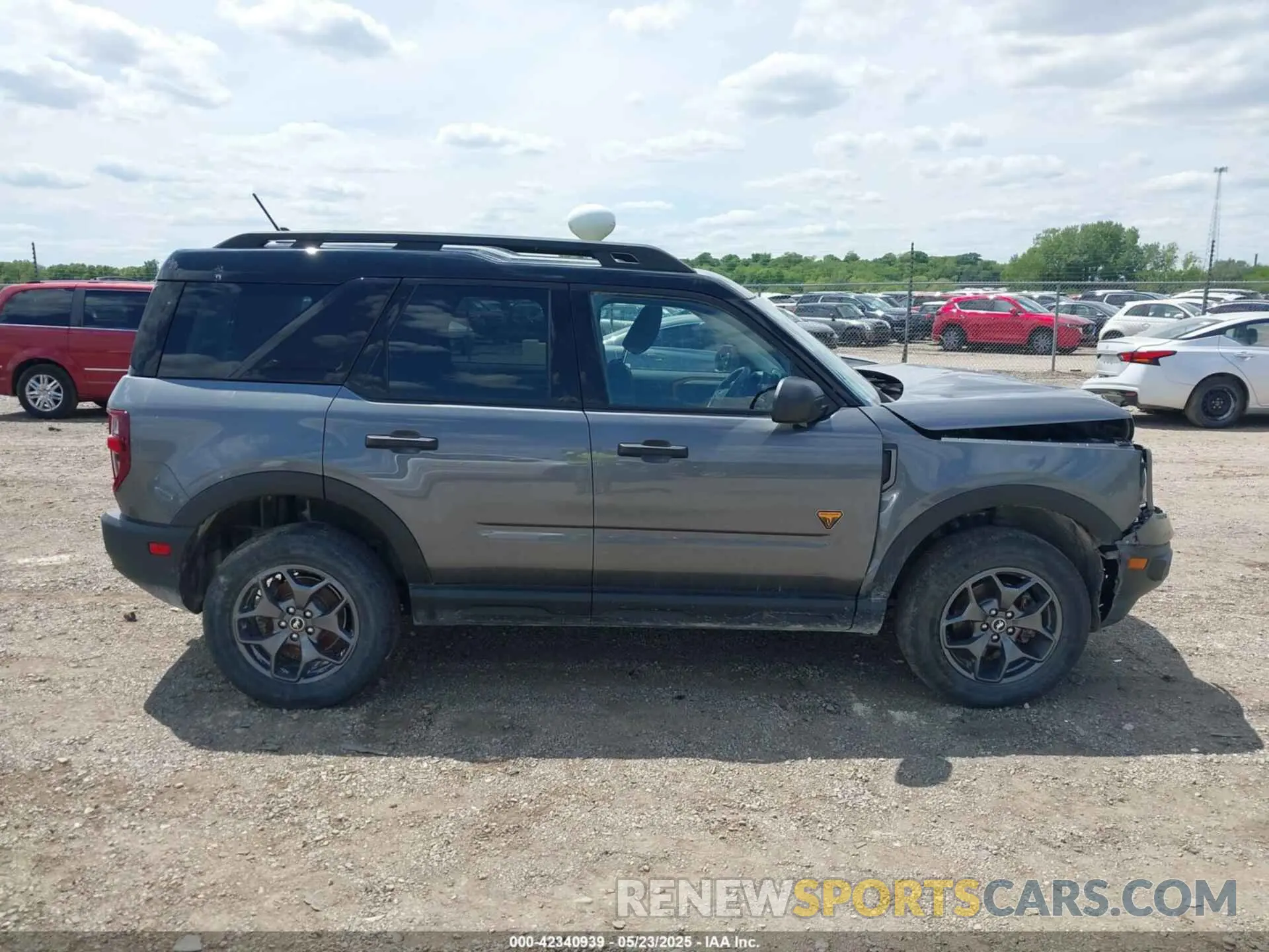 13 Photograph of a damaged car 3FMCR9D93MRA58427 FORD BRONCO SPORT 2021