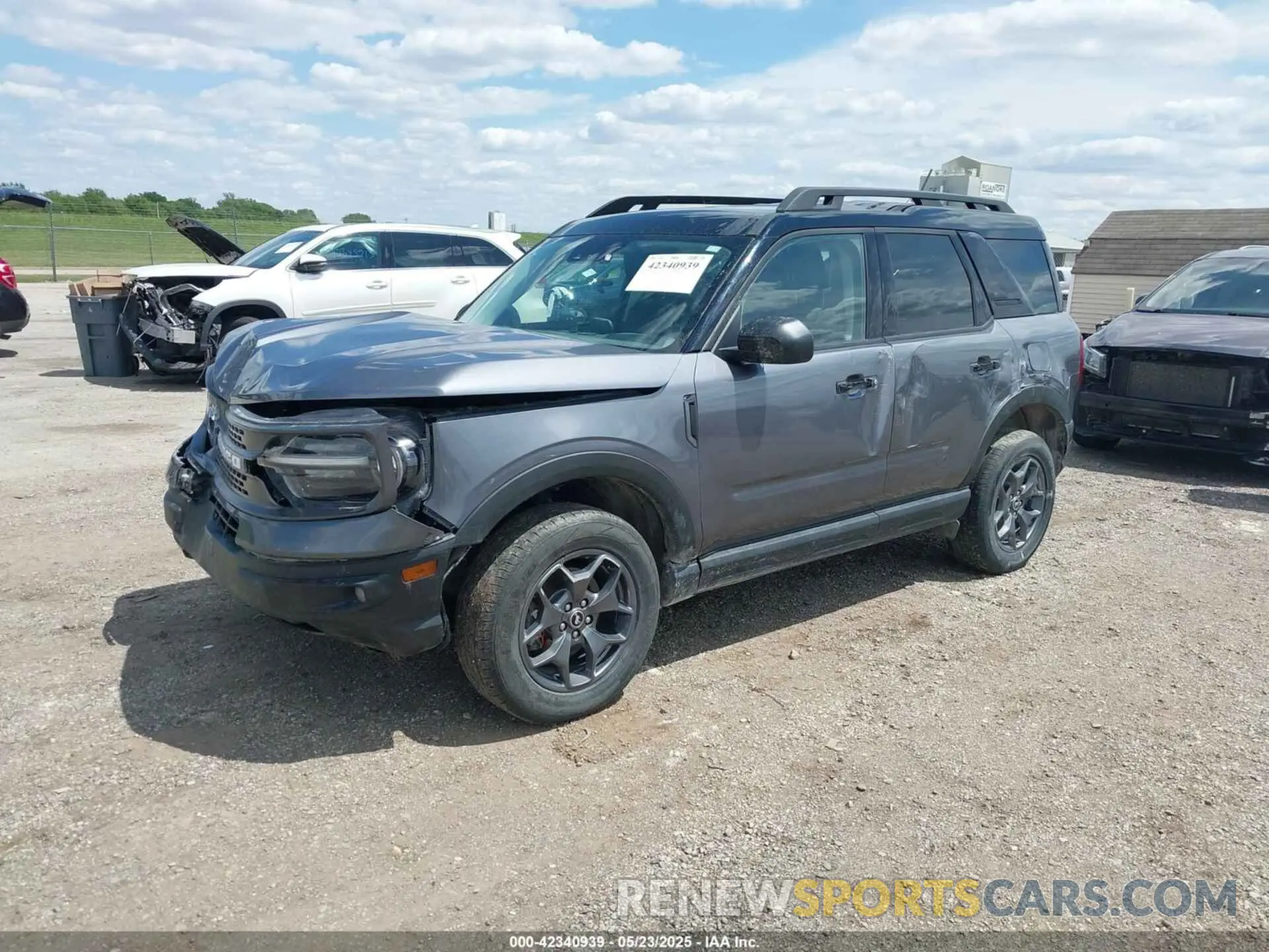 2 Photograph of a damaged car 3FMCR9D93MRA58427 FORD BRONCO SPORT 2021