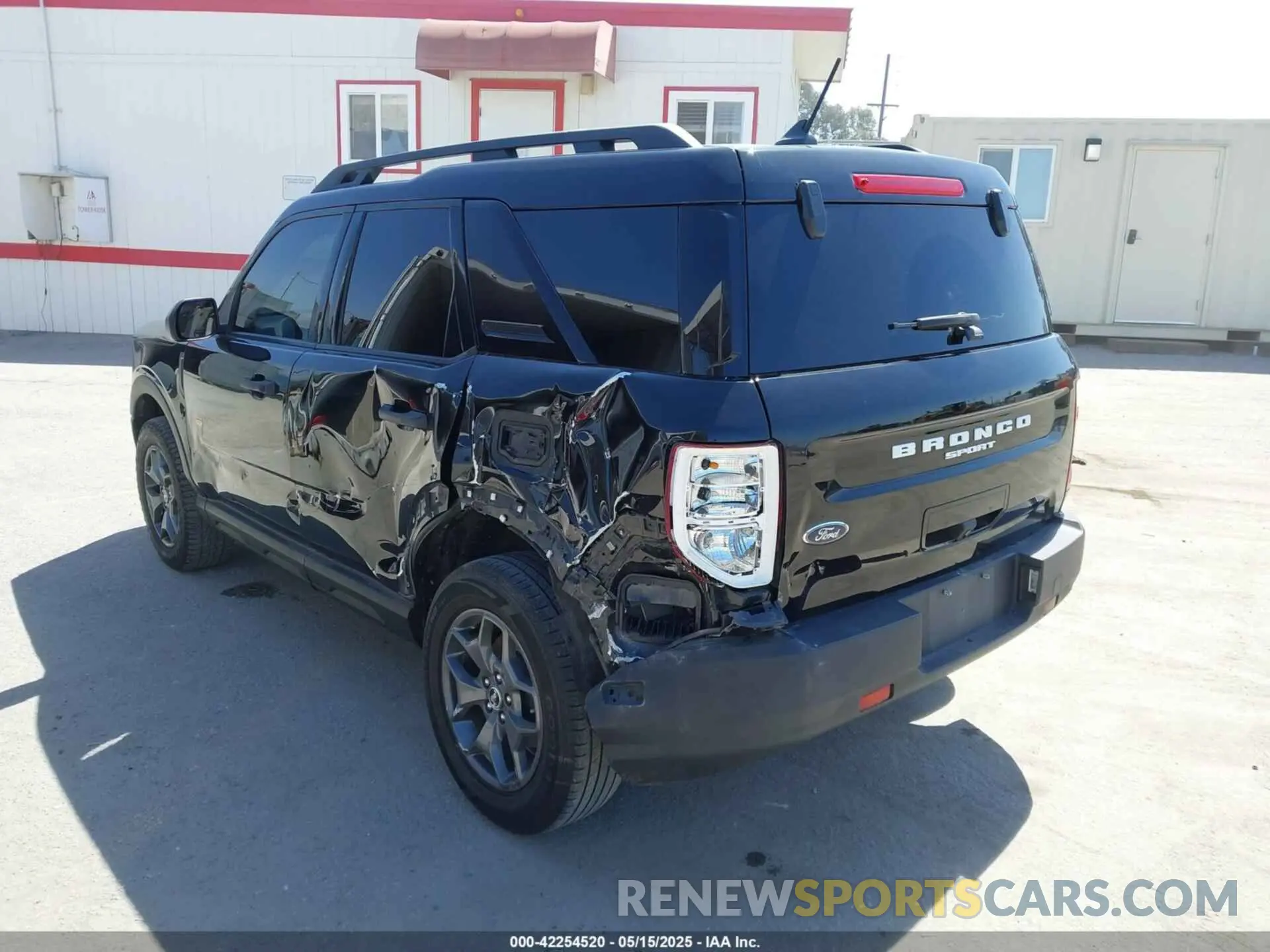 3 Photograph of a damaged car 3FMCR9D97MRA31313 FORD BRONCO SPORT 2021