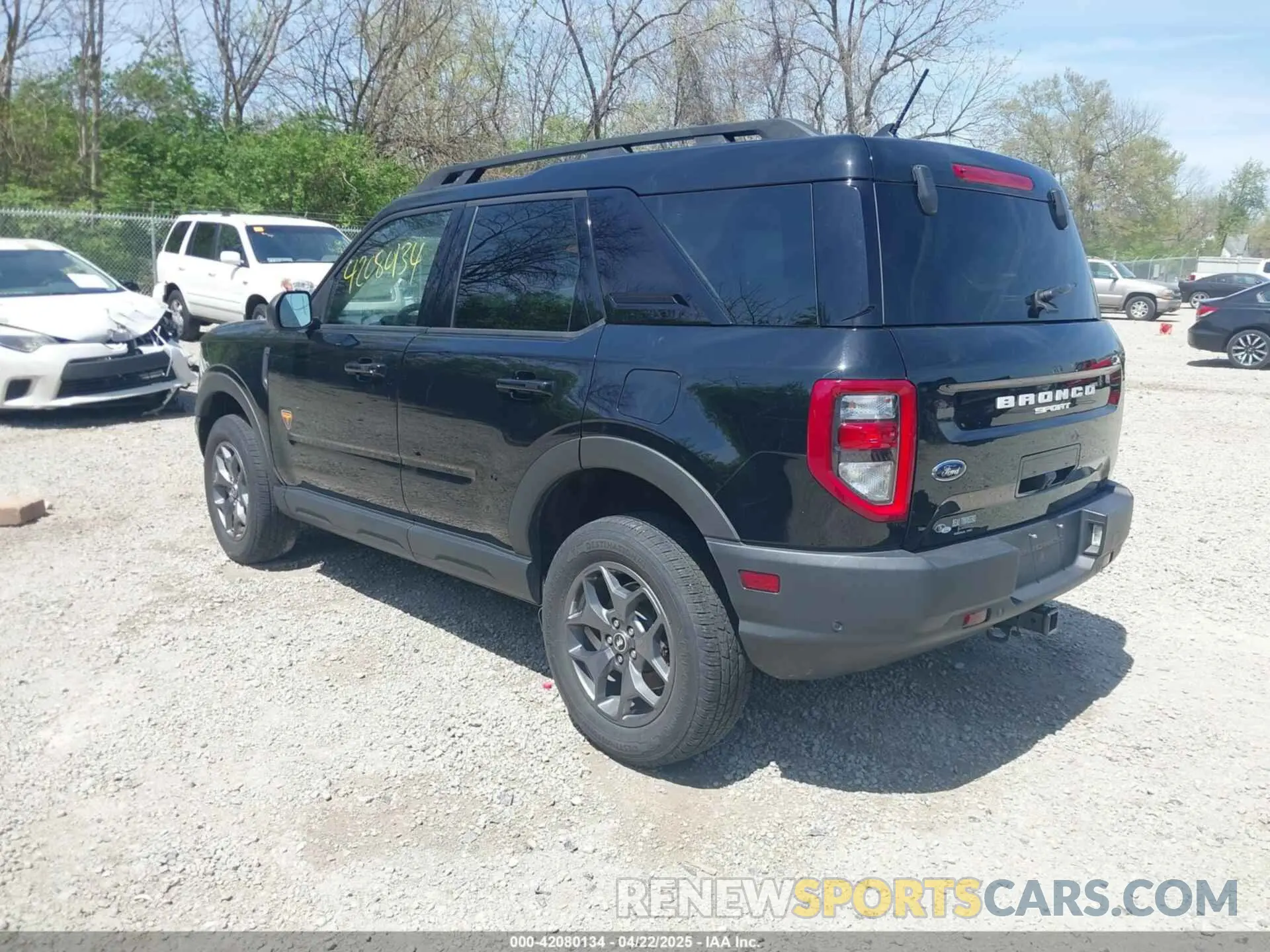 3 Photograph of a damaged car 3FMCR9D98MRA67396 FORD BRONCO SPORT 2021