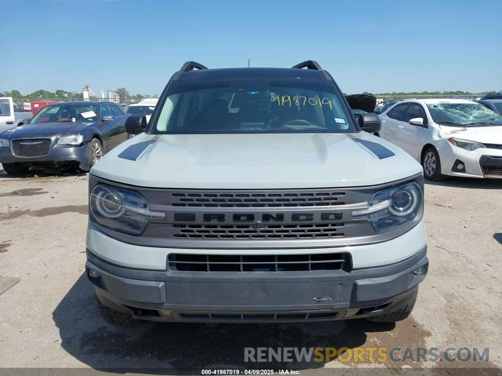 12 Photograph of a damaged car 3FMCR9F9XMRA13143 FORD BRONCO SPORT 2021