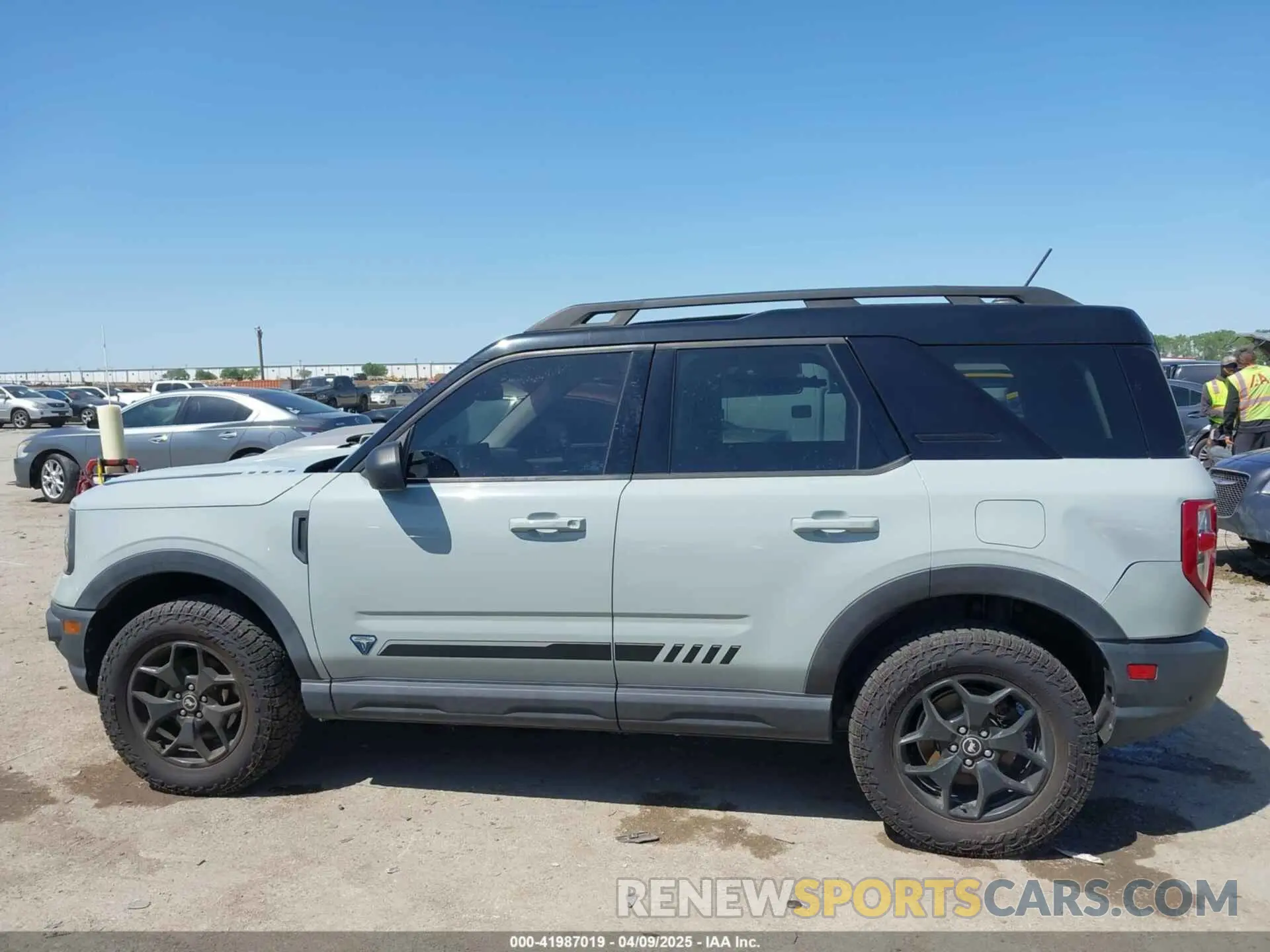14 Photograph of a damaged car 3FMCR9F9XMRA13143 FORD BRONCO SPORT 2021
