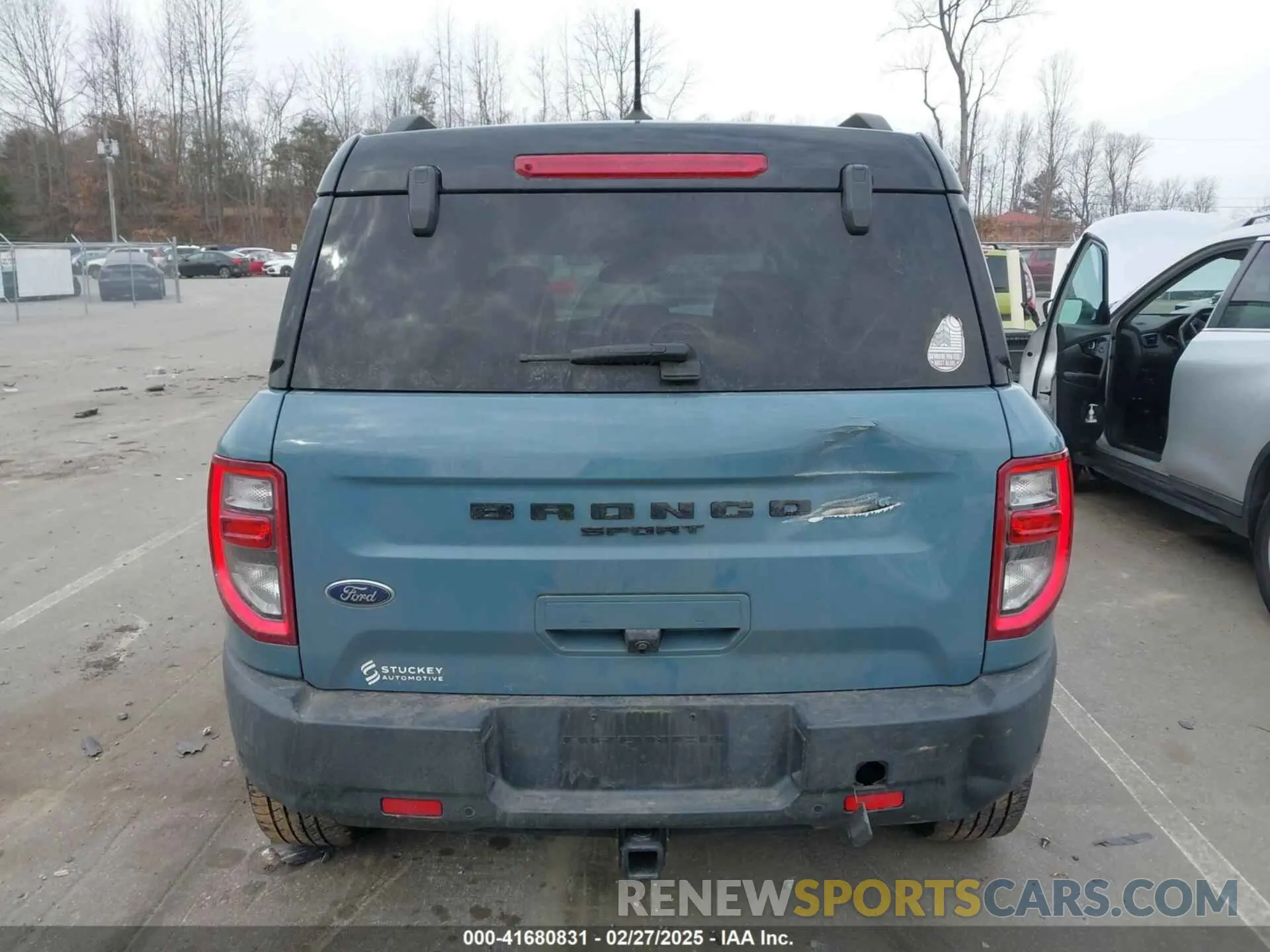 17 Photograph of a damaged car 3FMCR9F9XMRA50242 FORD BRONCO SPORT 2021