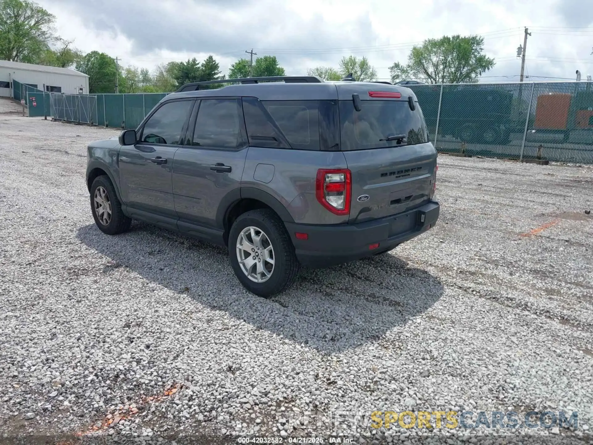 3 Photograph of a damaged car 3FMCR9A61NRD84450 FORD BRONCO SPORT 2022