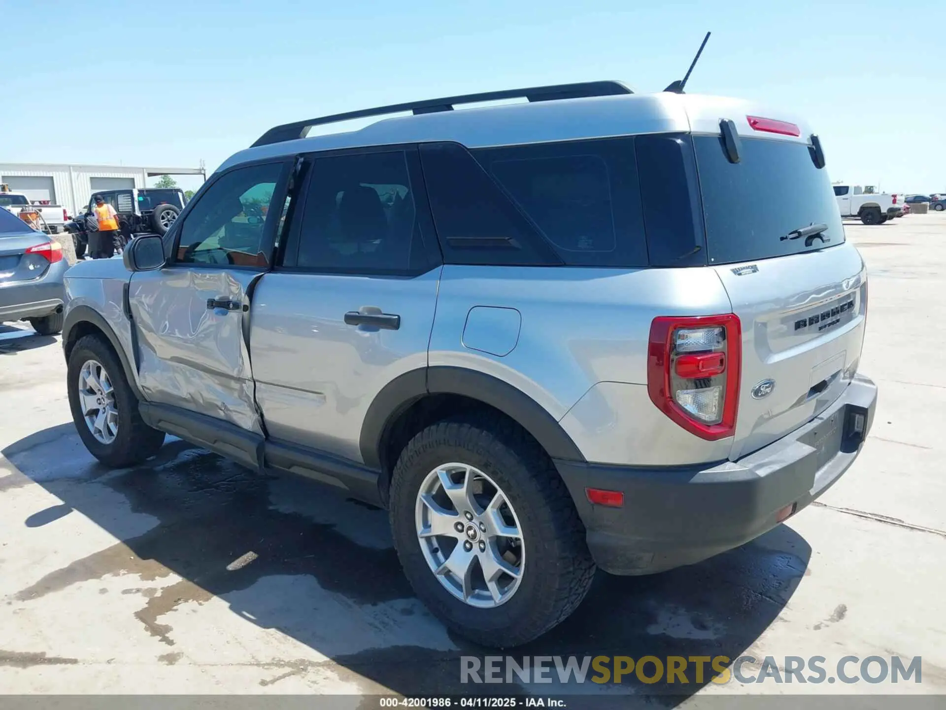 3 Photograph of a damaged car 3FMCR9A64NRD01741 FORD BRONCO SPORT 2022