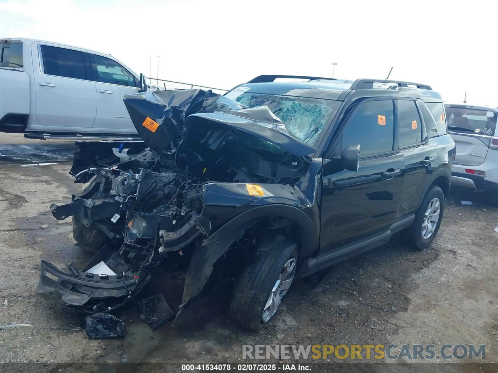 2 Photograph of a damaged car 3FMCR9A65NRE00293 FORD BRONCO SPORT 2022