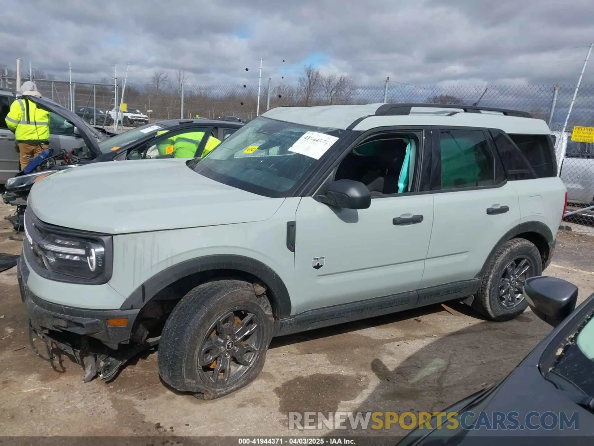 13 Photograph of a damaged car 3FMCR9B60NRD92716 FORD BRONCO SPORT 2022