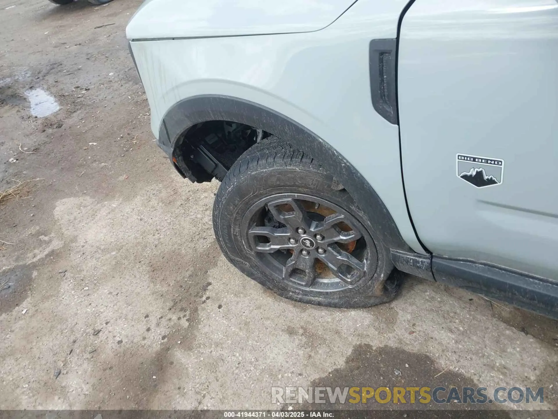 6 Photograph of a damaged car 3FMCR9B60NRD92716 FORD BRONCO SPORT 2022