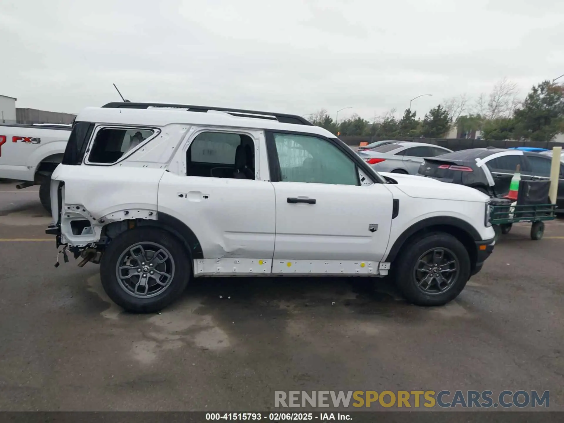 14 Photograph of a damaged car 3FMCR9B61NRD06121 FORD BRONCO SPORT 2022