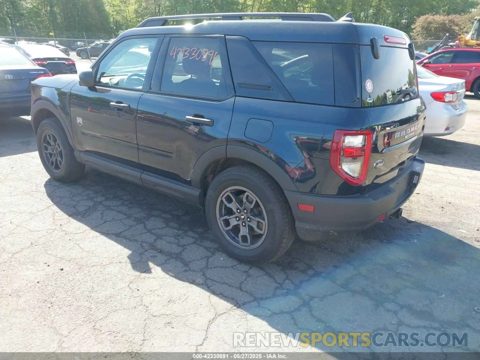 3 Photograph of a damaged car 3FMCR9B61NRE09717 FORD BRONCO SPORT 2022