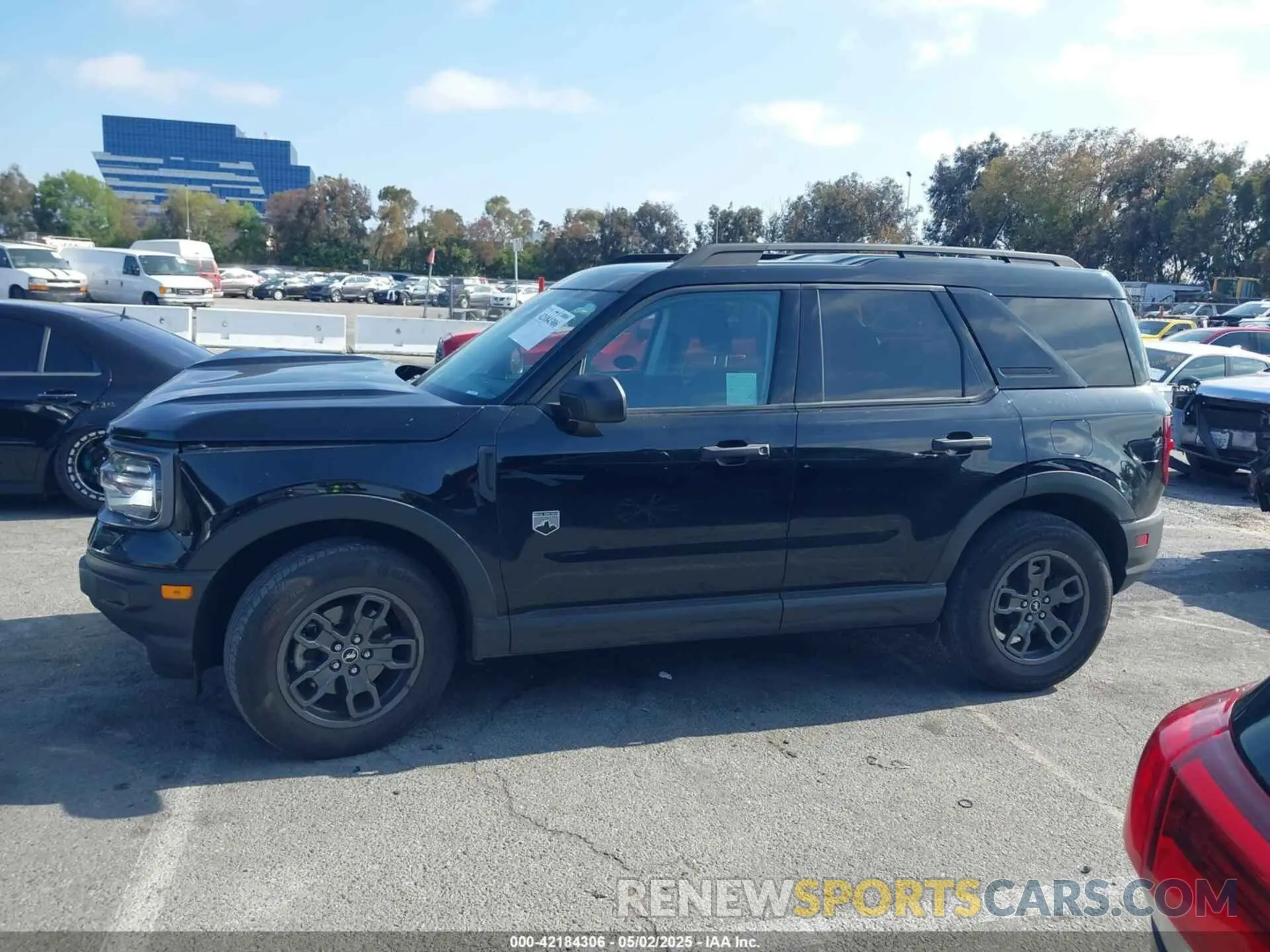 14 Photograph of a damaged car 3FMCR9B61NRE17512 FORD BRONCO SPORT 2022