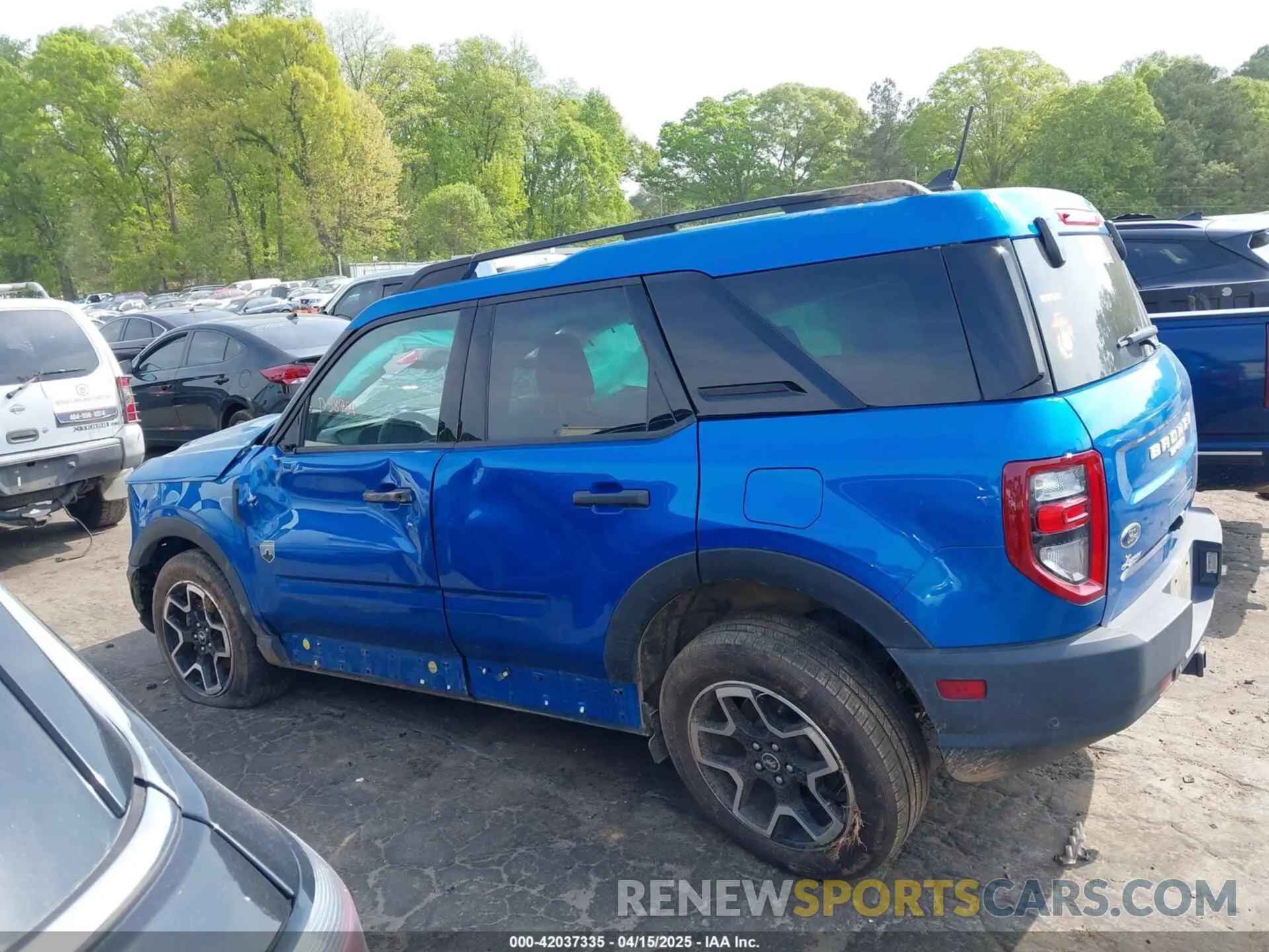 13 Photograph of a damaged car 3FMCR9B63NRD58754 FORD BRONCO SPORT 2022