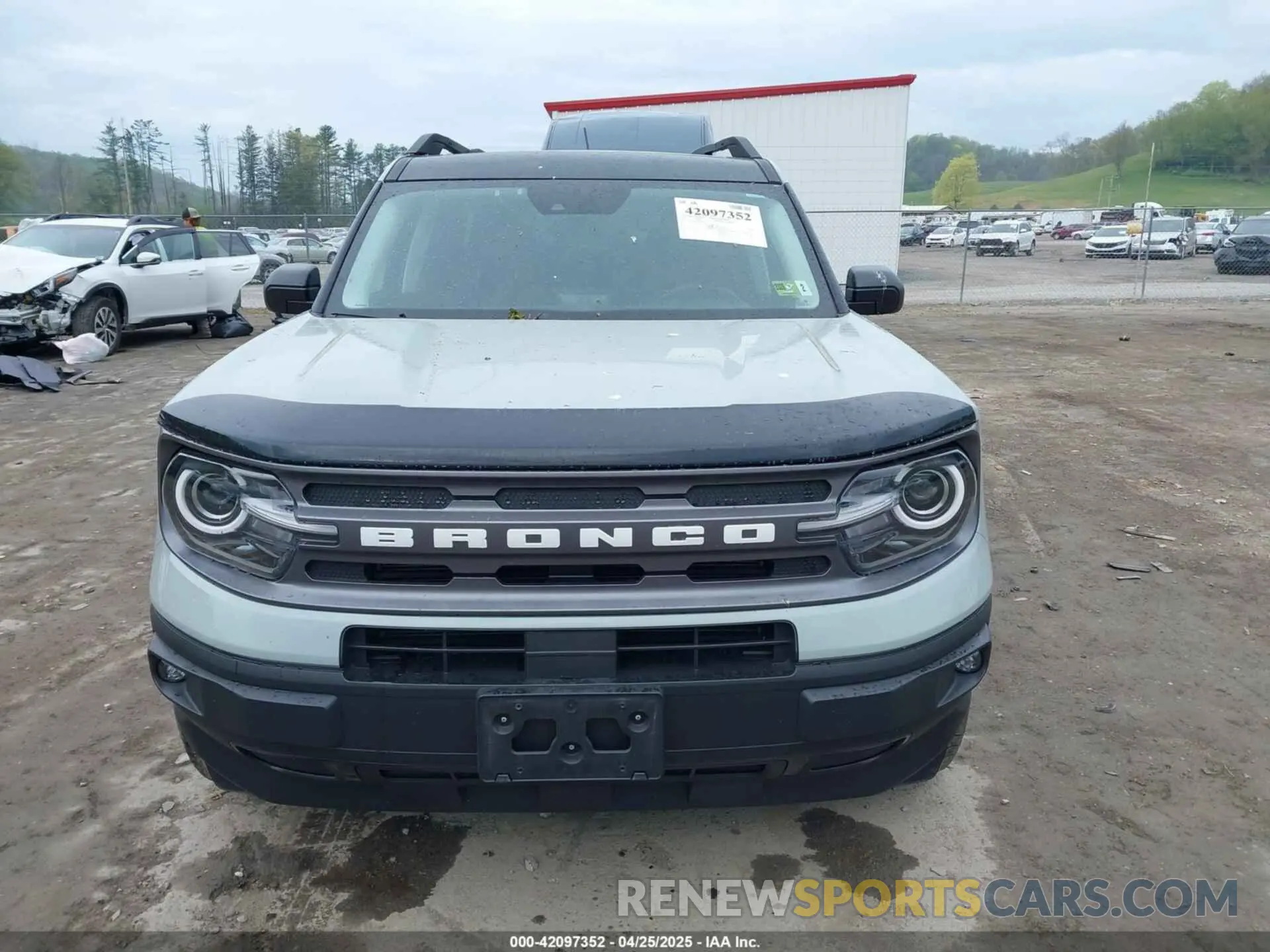 12 Photograph of a damaged car 3FMCR9B63NRD91706 FORD BRONCO SPORT 2022