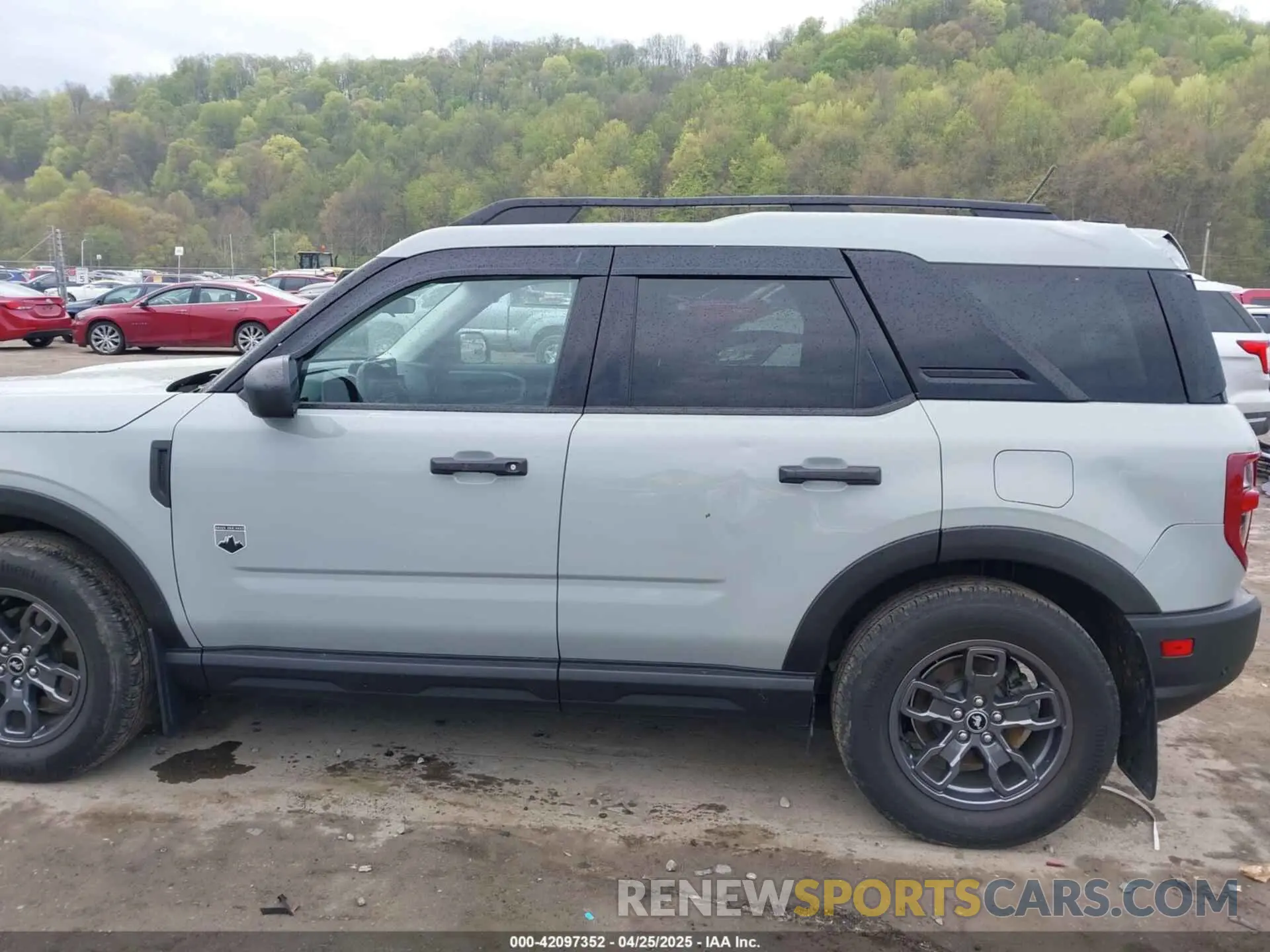 14 Photograph of a damaged car 3FMCR9B63NRD91706 FORD BRONCO SPORT 2022