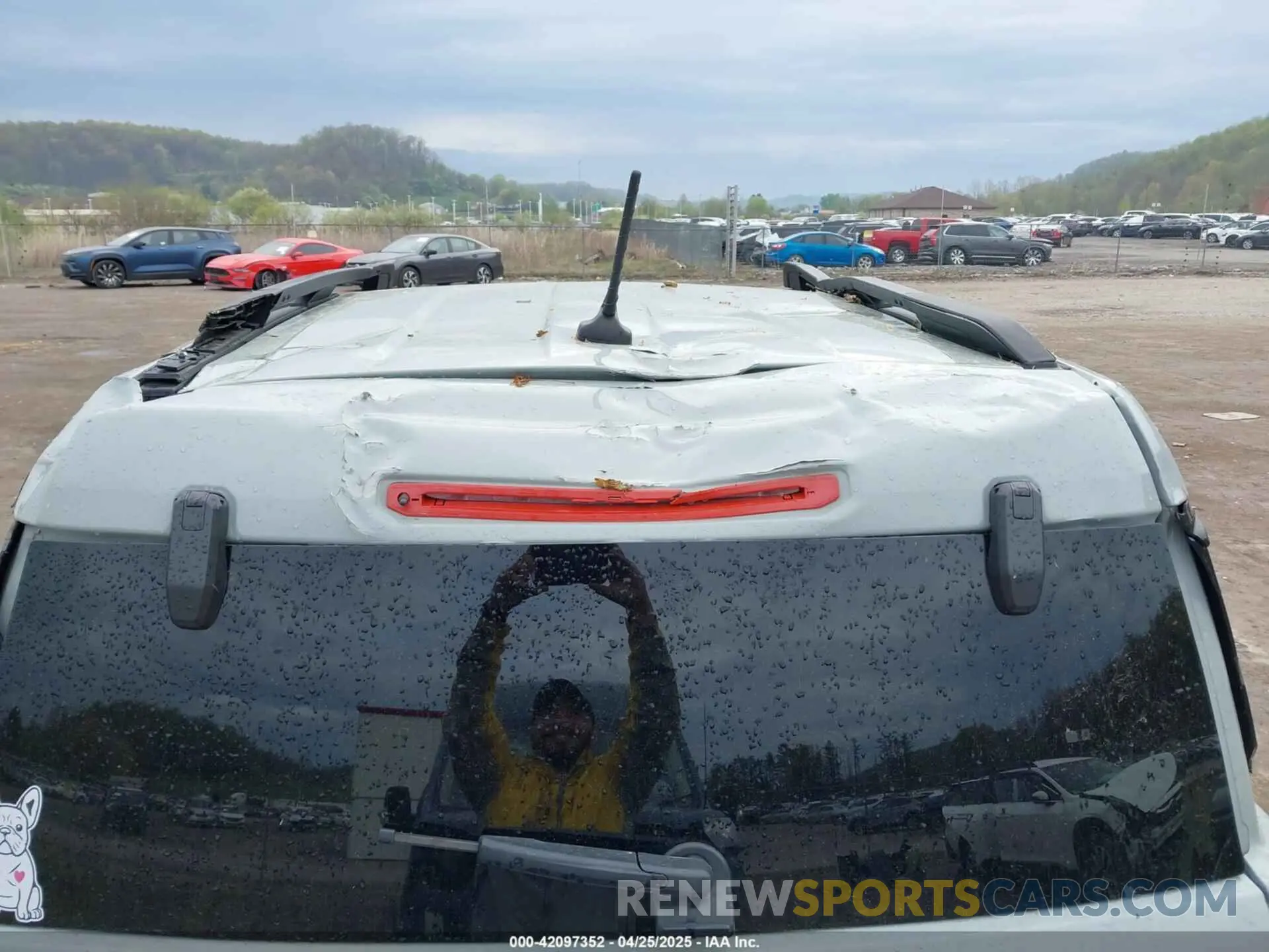 6 Photograph of a damaged car 3FMCR9B63NRD91706 FORD BRONCO SPORT 2022