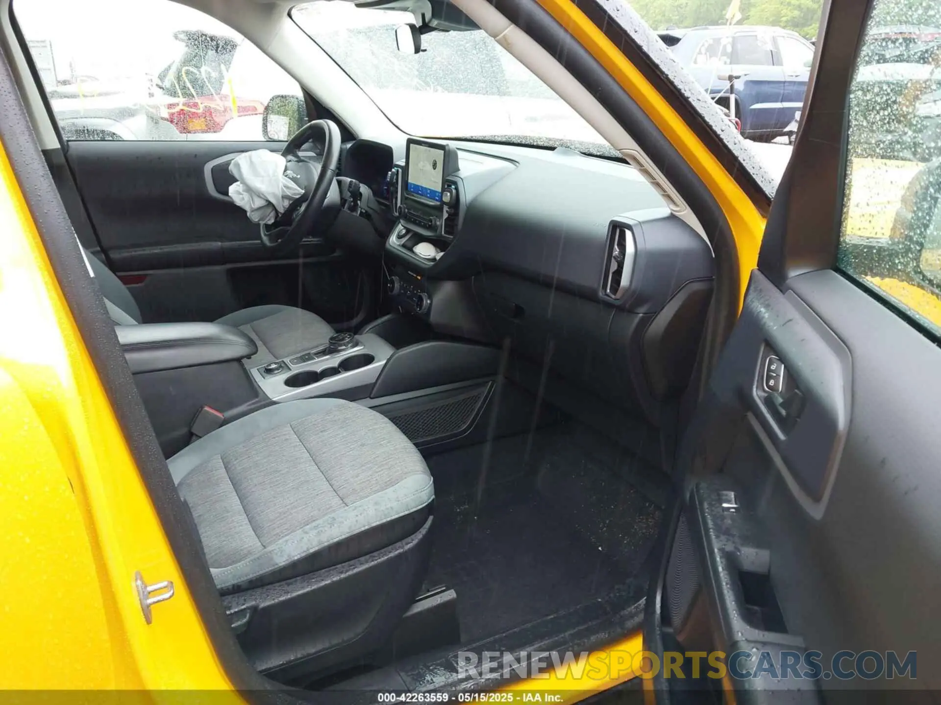 5 Photograph of a damaged car 3FMCR9B65NRD64930 FORD BRONCO SPORT 2022