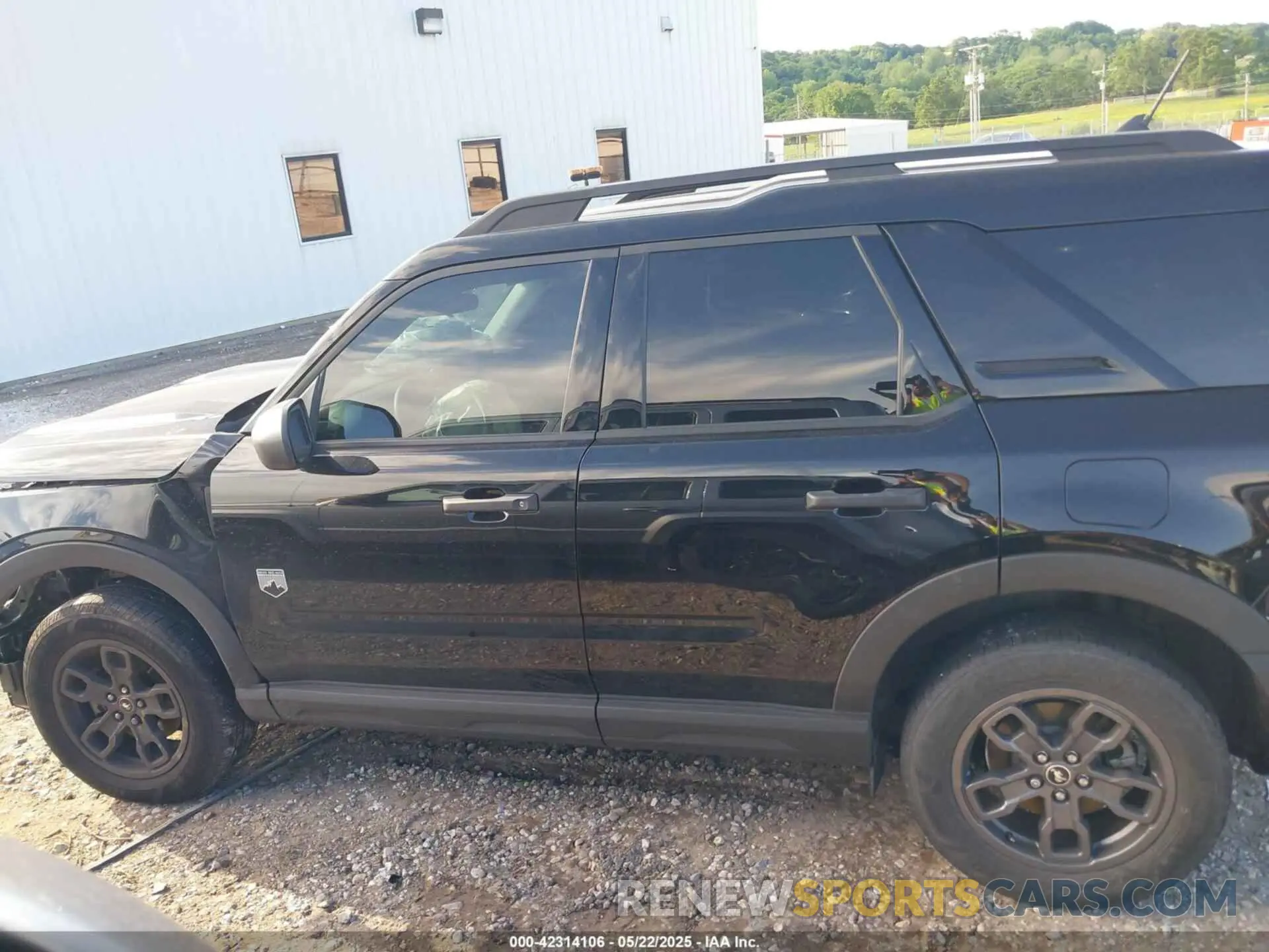 15 Photograph of a damaged car 3FMCR9B65NRE05170 FORD BRONCO SPORT 2022