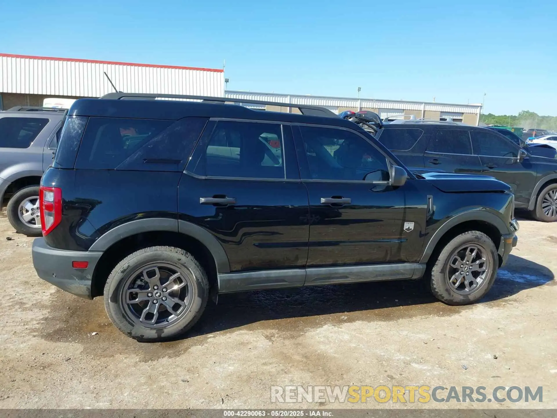 13 Photograph of a damaged car 3FMCR9B66NRD32360 FORD BRONCO SPORT 2022
