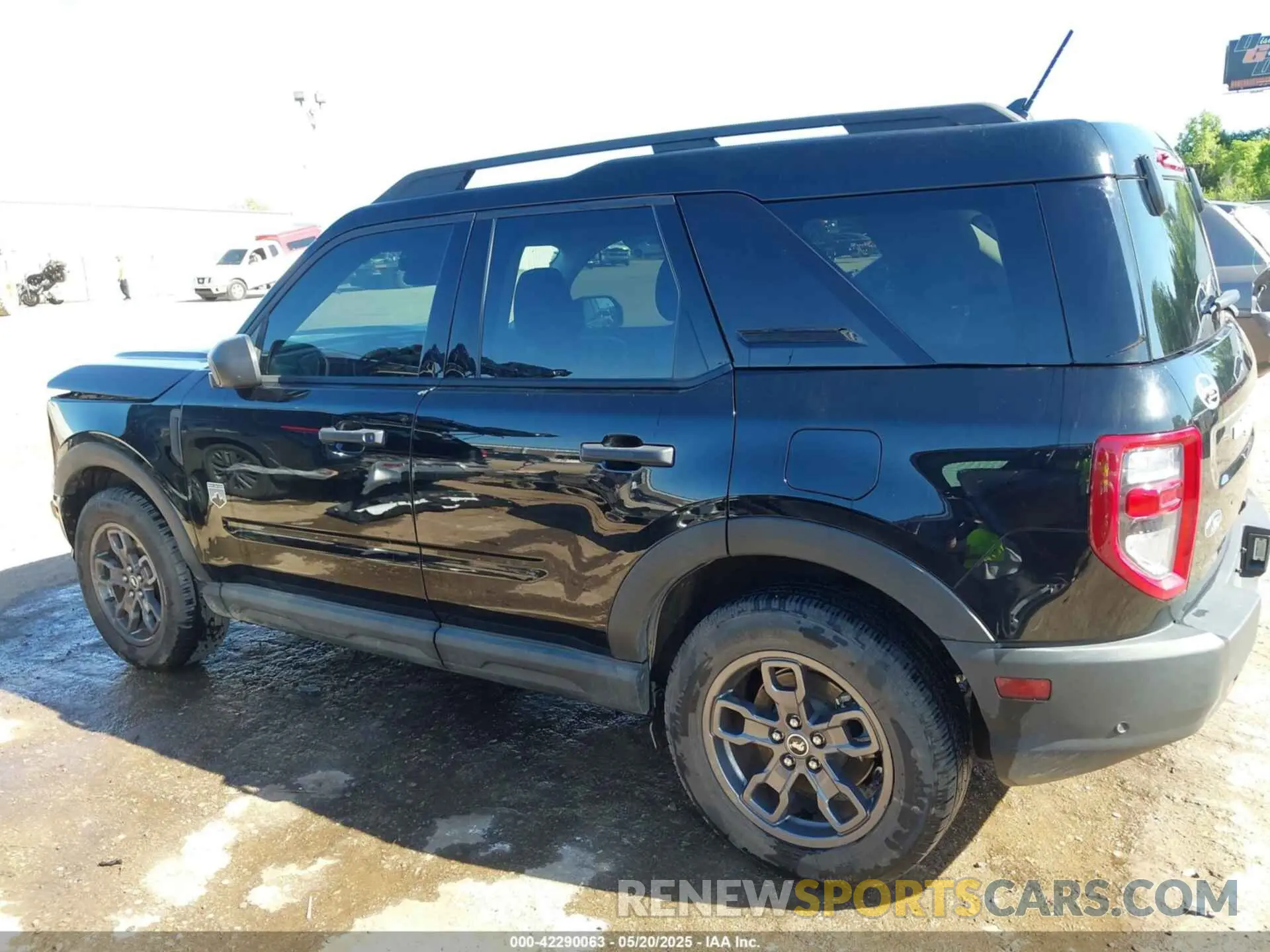 14 Photograph of a damaged car 3FMCR9B66NRD32360 FORD BRONCO SPORT 2022