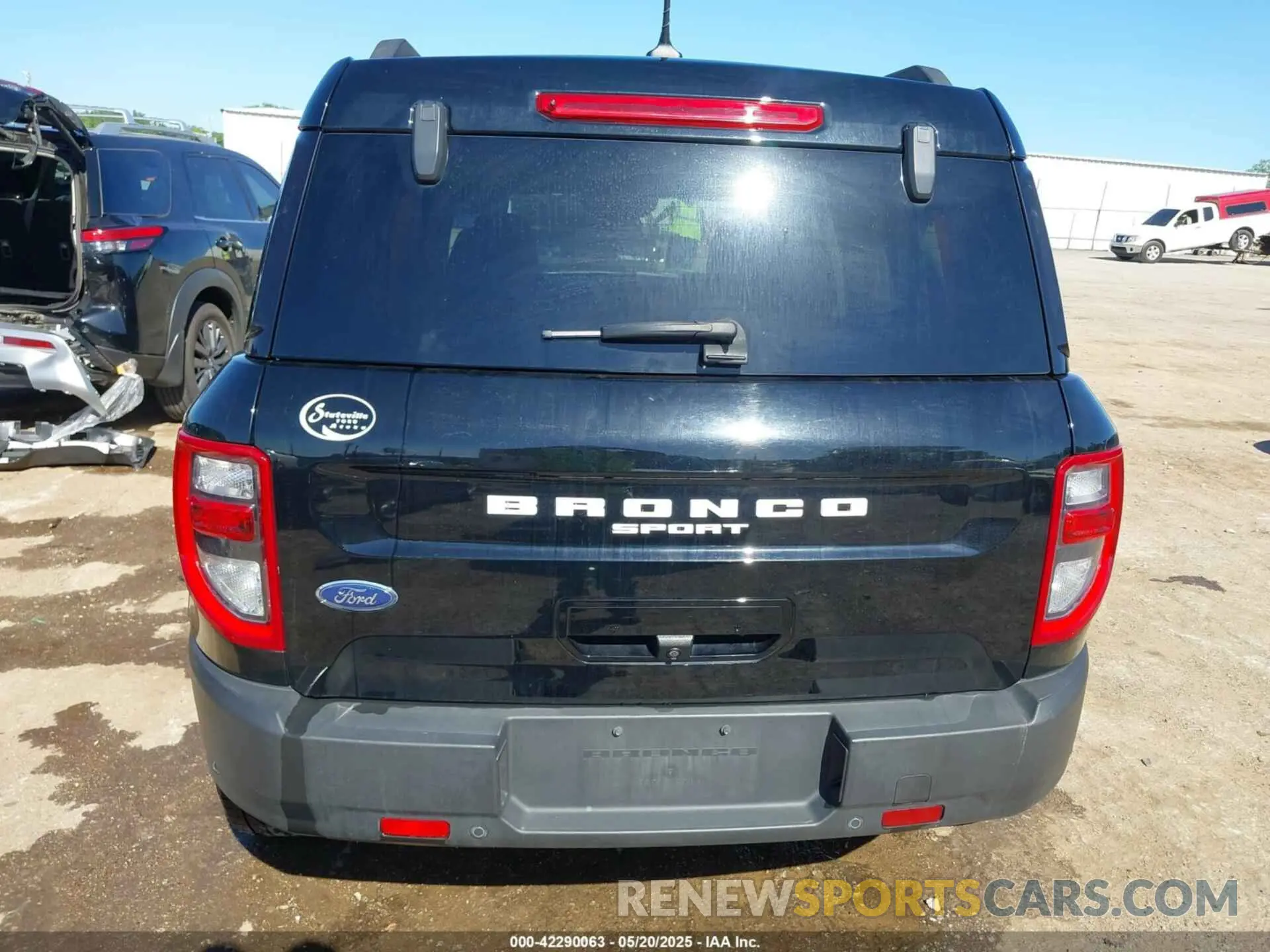 16 Photograph of a damaged car 3FMCR9B66NRD32360 FORD BRONCO SPORT 2022