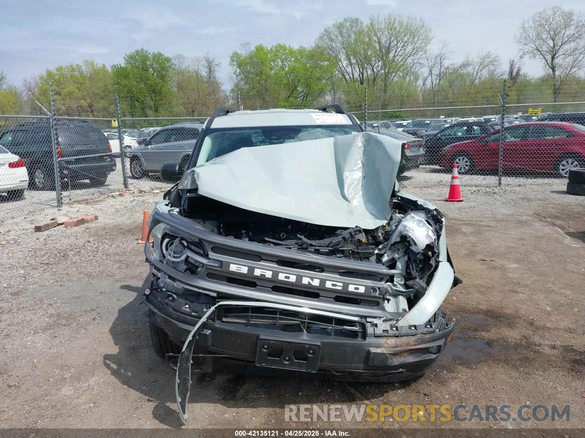 12 Photograph of a damaged car 3FMCR9B66NRD32438 FORD BRONCO SPORT 2022