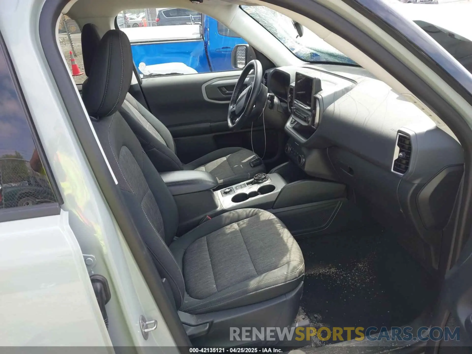 5 Photograph of a damaged car 3FMCR9B66NRD32438 FORD BRONCO SPORT 2022