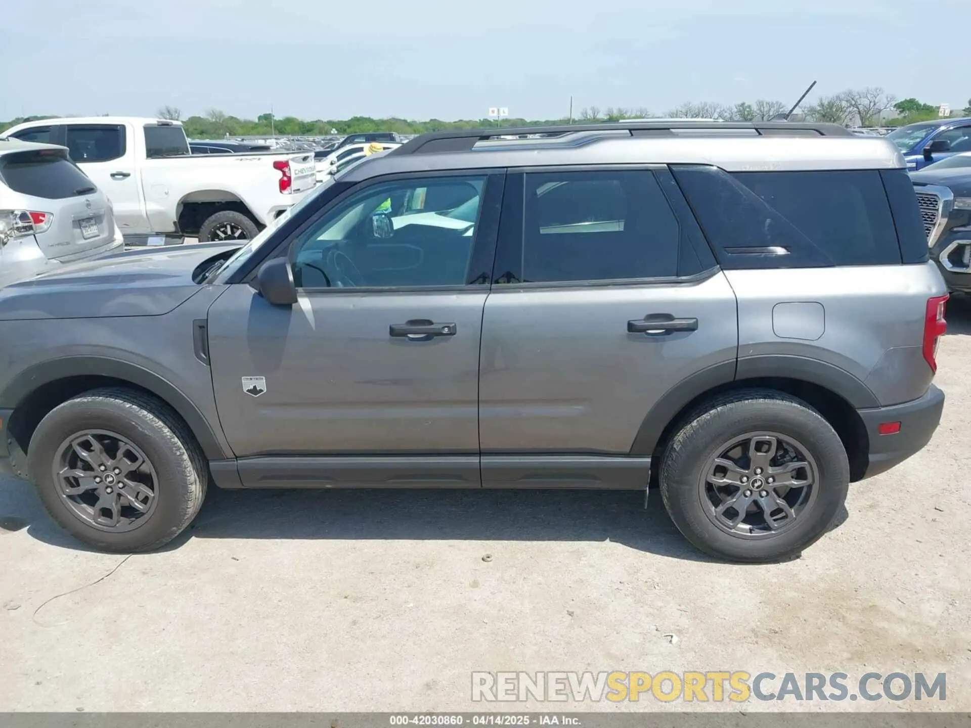 14 Photograph of a damaged car 3FMCR9B67NRD08486 FORD BRONCO SPORT 2022
