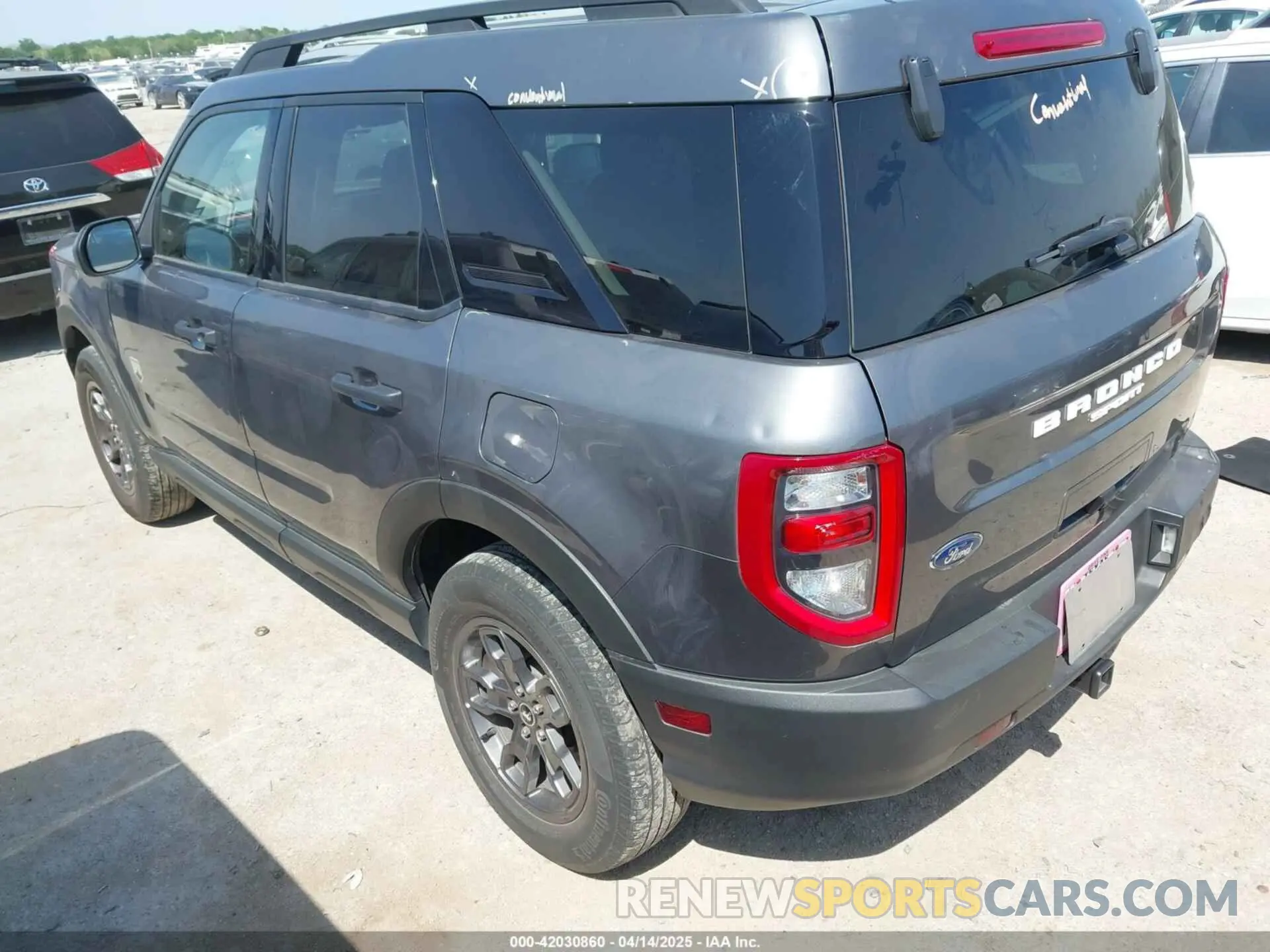 3 Photograph of a damaged car 3FMCR9B67NRD08486 FORD BRONCO SPORT 2022