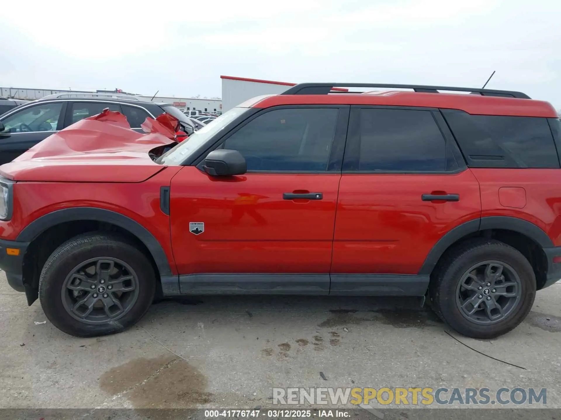14 Photograph of a damaged car 3FMCR9B67NRE16574 FORD BRONCO SPORT 2022