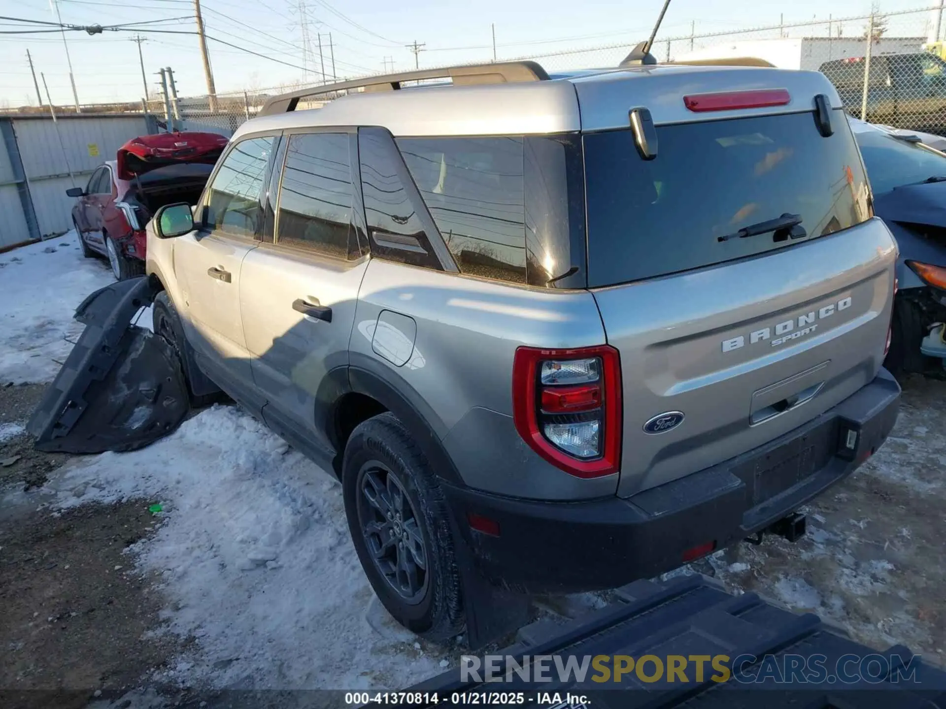 3 Photograph of a damaged car 3FMCR9B67NRE16834 FORD BRONCO SPORT 2022