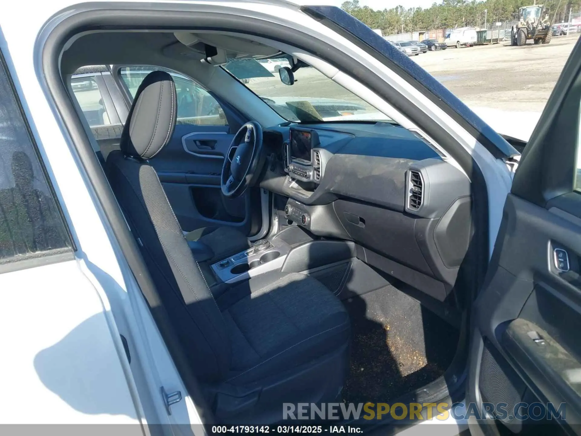 5 Photograph of a damaged car 3FMCR9B67NRE17756 FORD BRONCO SPORT 2022