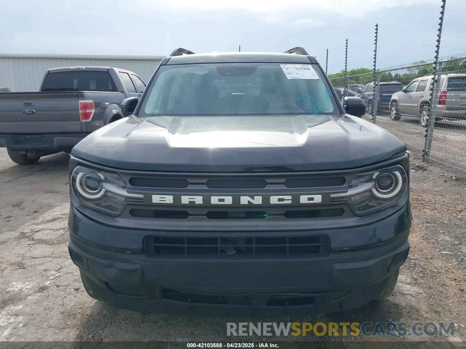 12 Photograph of a damaged car 3FMCR9B68NRD20484 FORD BRONCO SPORT 2022