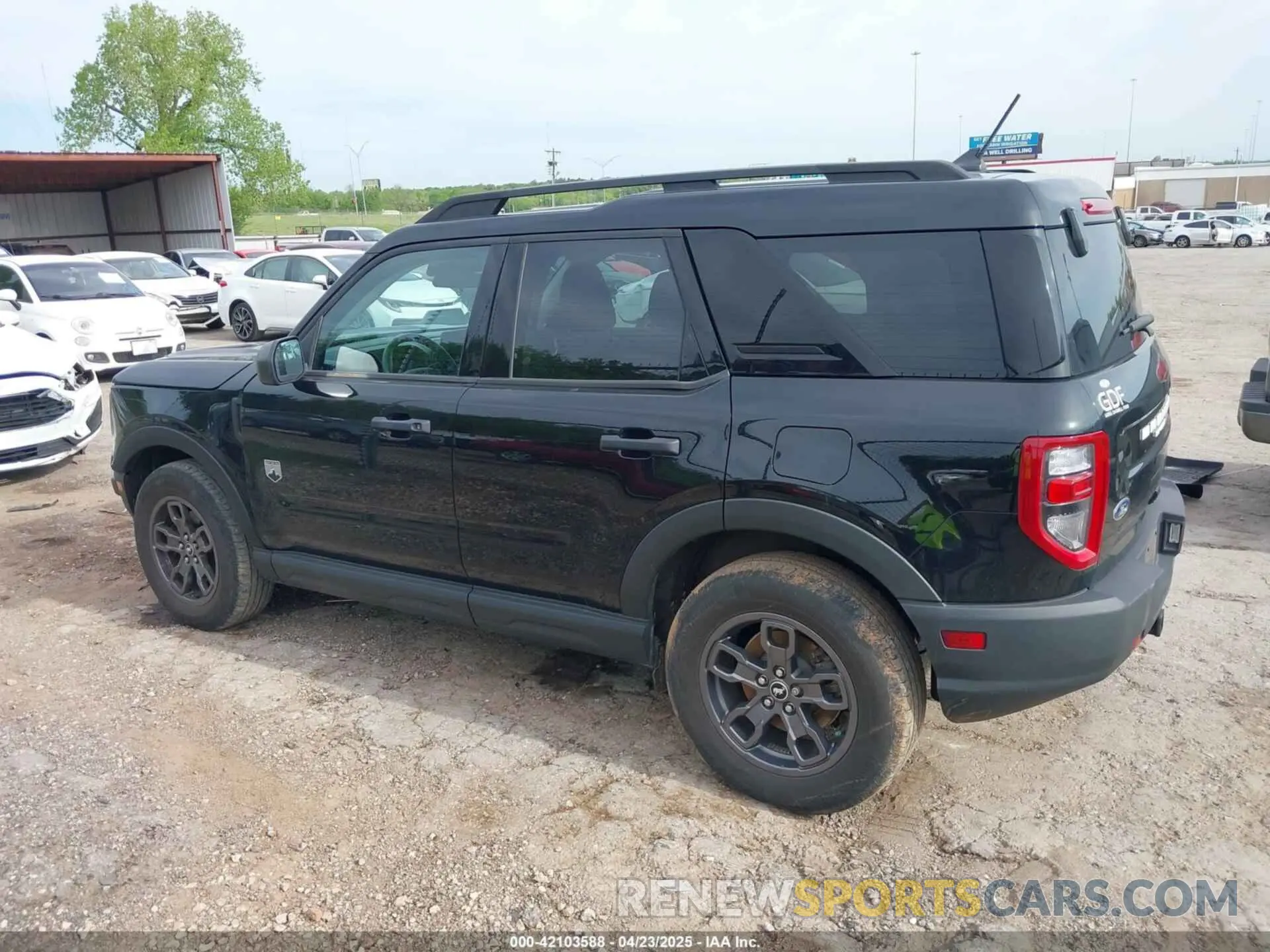 14 Photograph of a damaged car 3FMCR9B68NRD20484 FORD BRONCO SPORT 2022