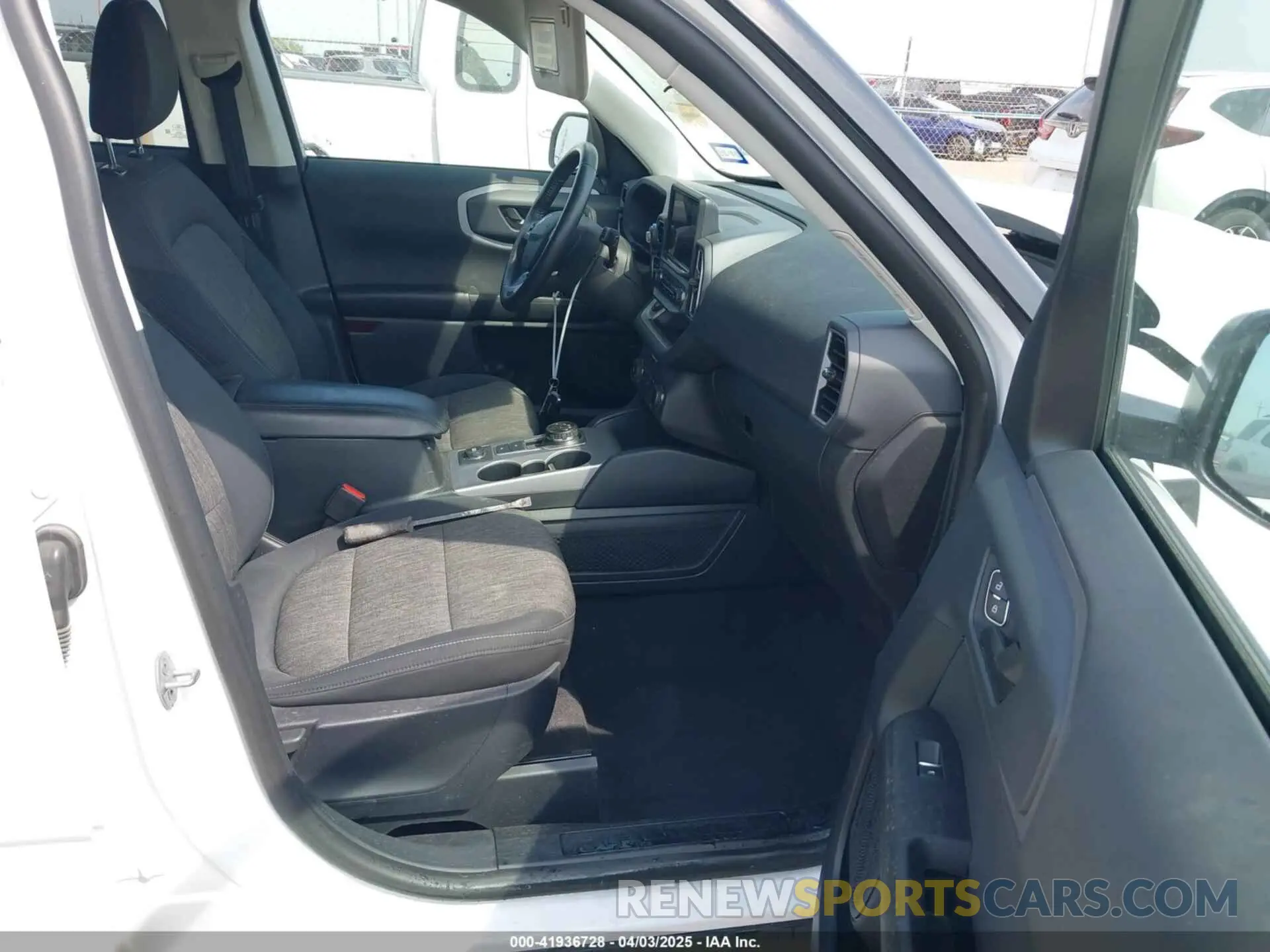 5 Photograph of a damaged car 3FMCR9B68NRD57051 FORD BRONCO SPORT 2022