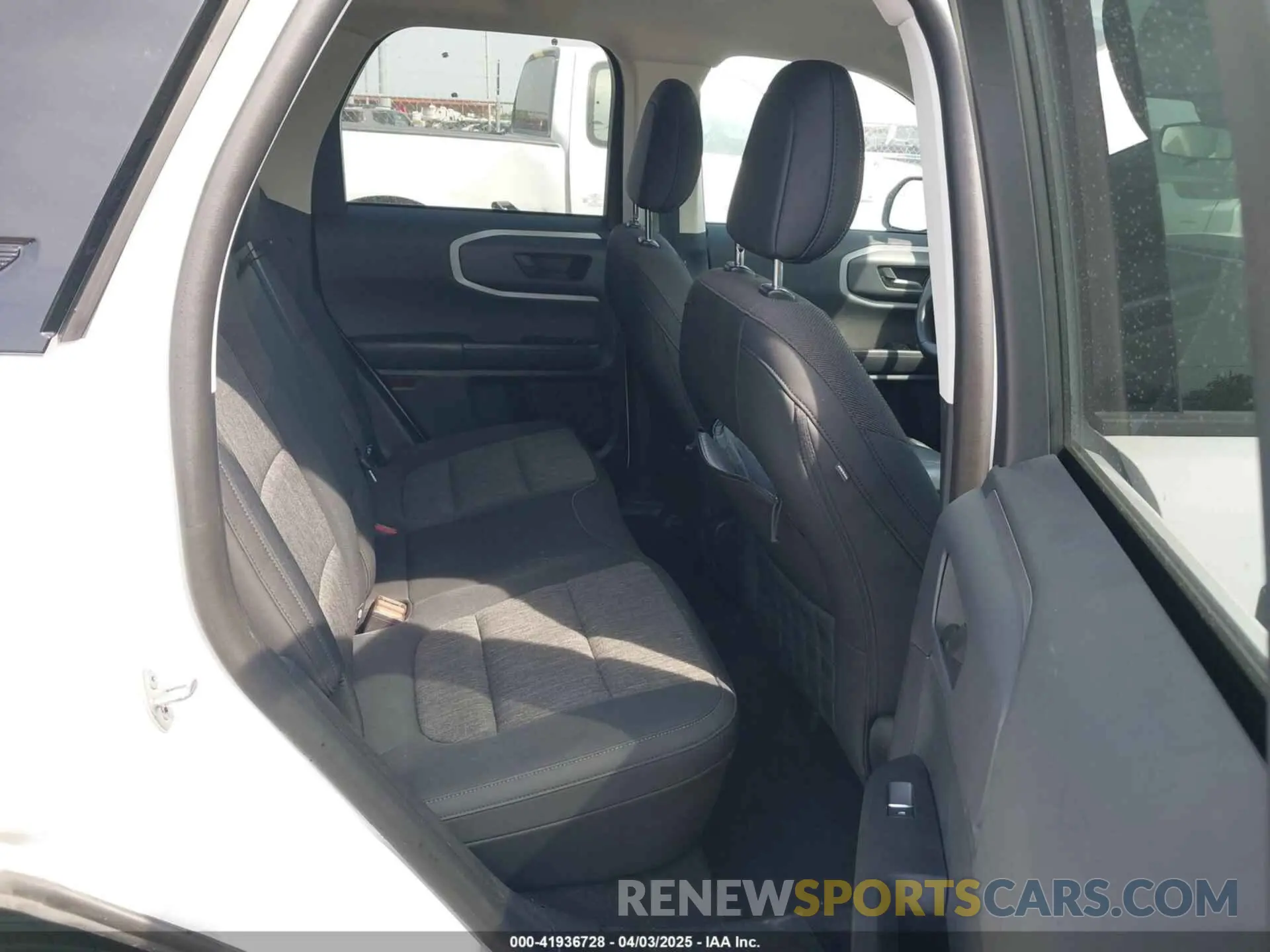 8 Photograph of a damaged car 3FMCR9B68NRD57051 FORD BRONCO SPORT 2022
