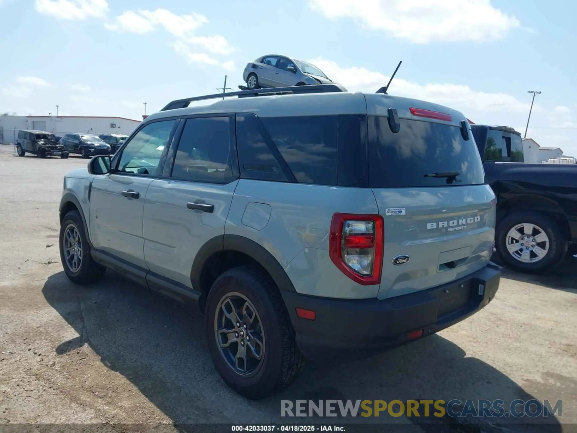 3 Photograph of a damaged car 3FMCR9B68NRD66283 FORD BRONCO SPORT 2022