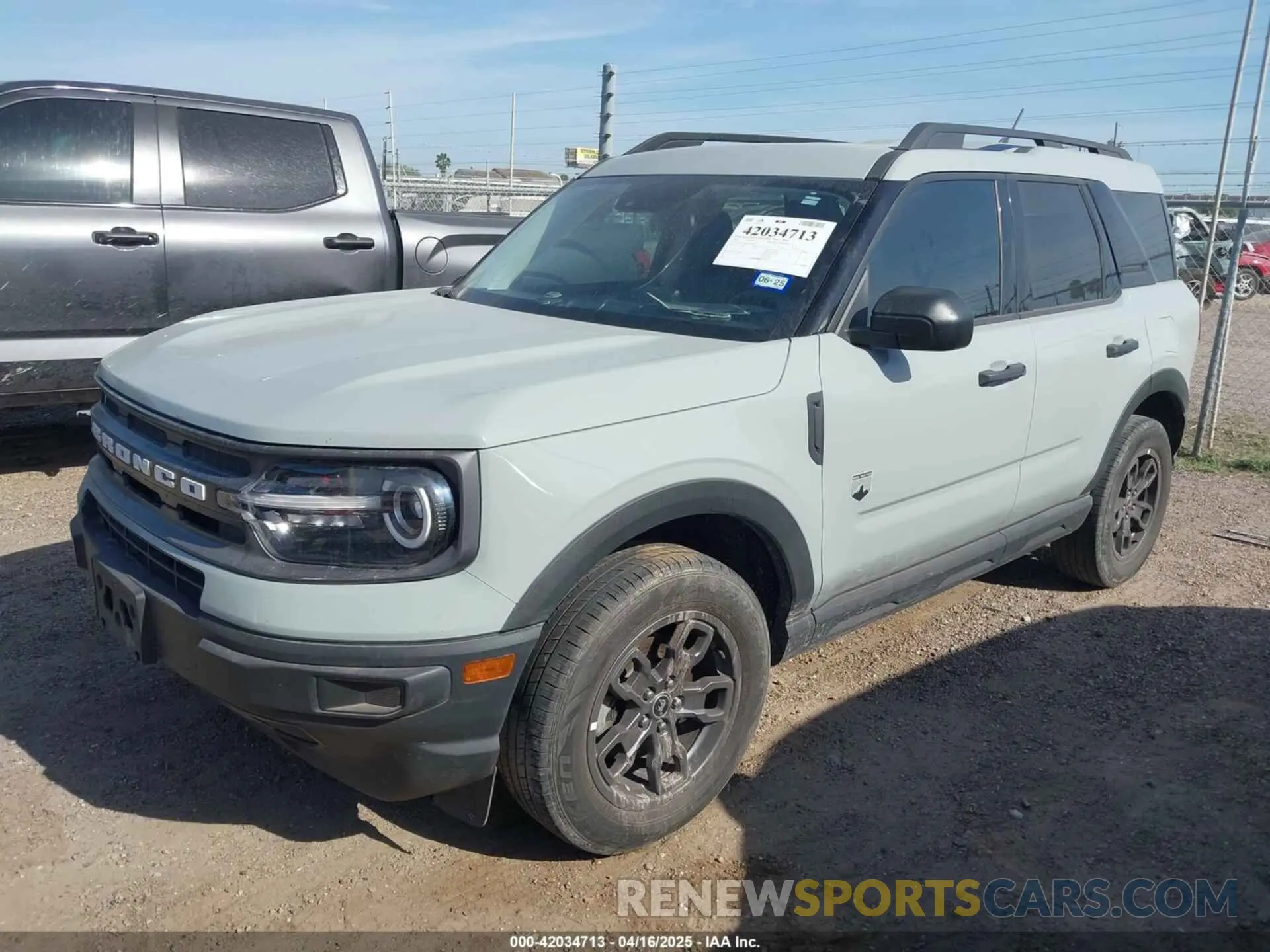 2 Photograph of a damaged car 3FMCR9B68NRD66493 FORD BRONCO SPORT 2022
