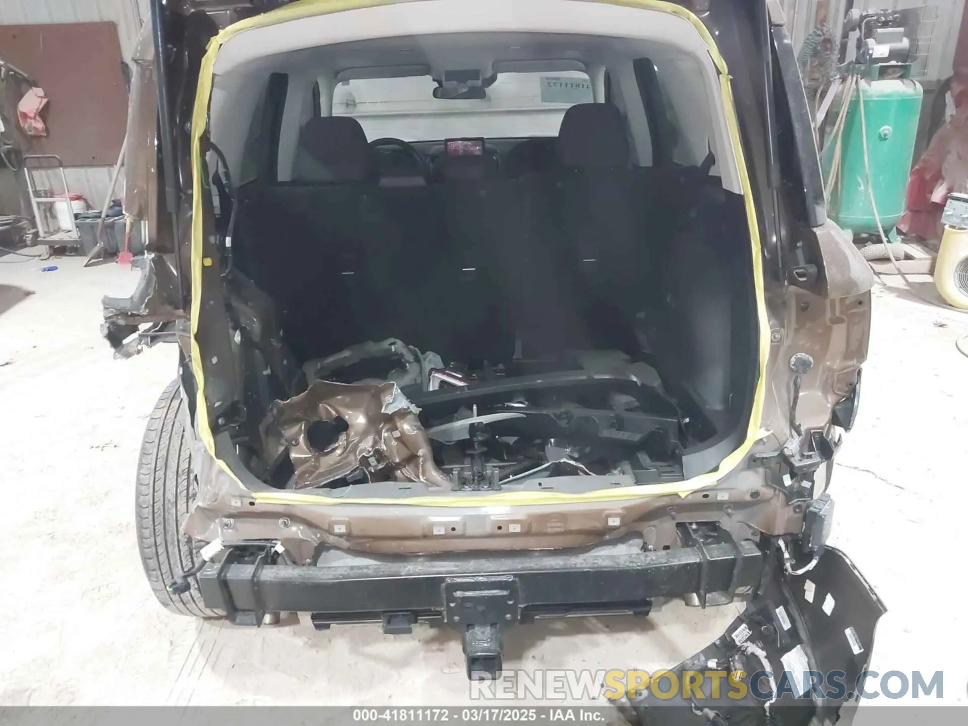 19 Photograph of a damaged car 3FMCR9B68NRE36560 FORD BRONCO SPORT 2022