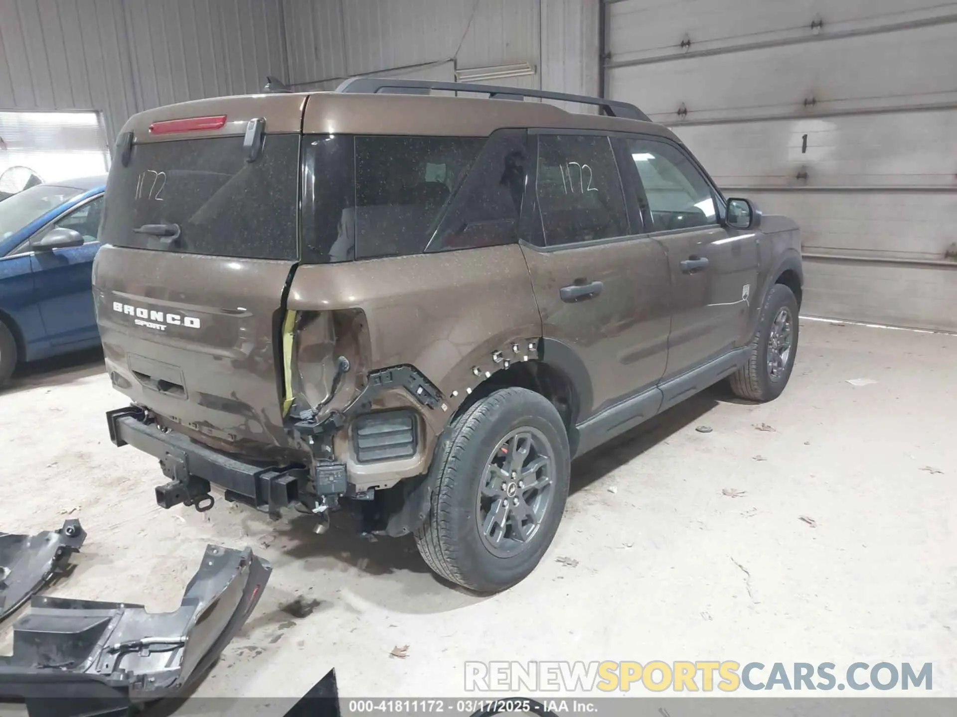 4 Photograph of a damaged car 3FMCR9B68NRE36560 FORD BRONCO SPORT 2022
