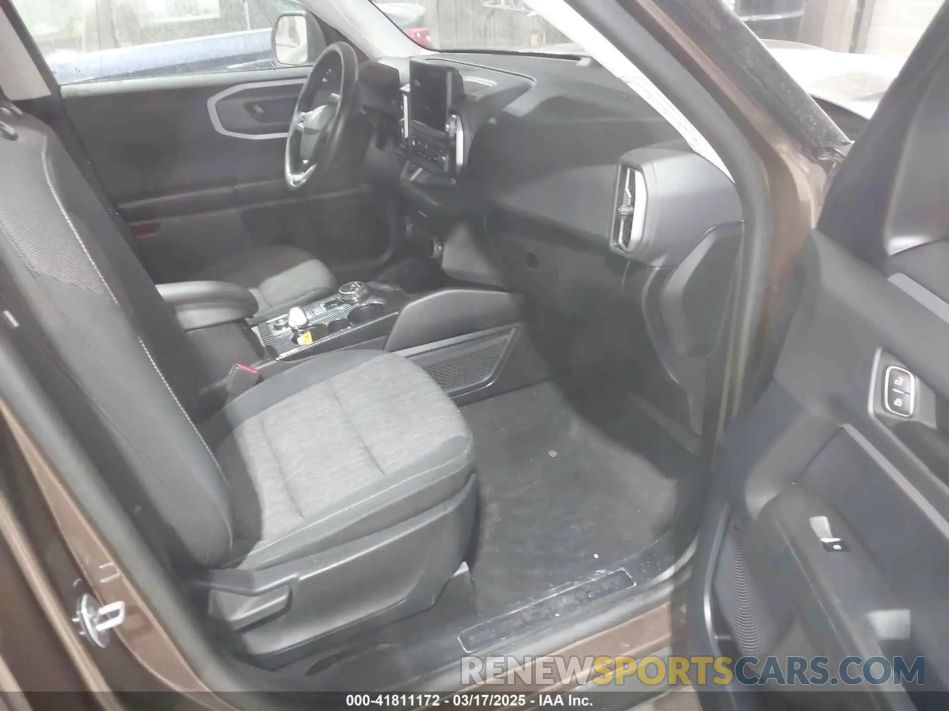 5 Photograph of a damaged car 3FMCR9B68NRE36560 FORD BRONCO SPORT 2022