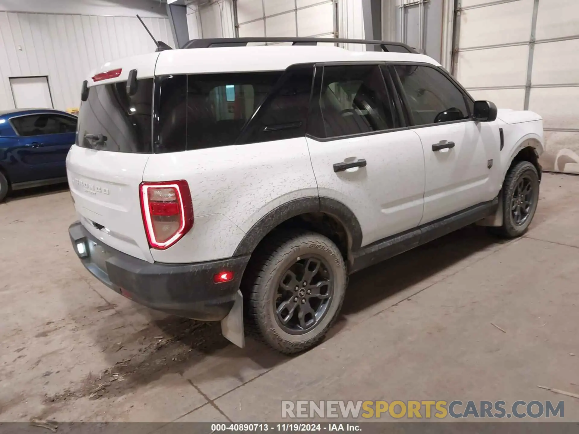 4 Photograph of a damaged car 3FMCR9B69NRD02978 FORD BRONCO SPORT 2022