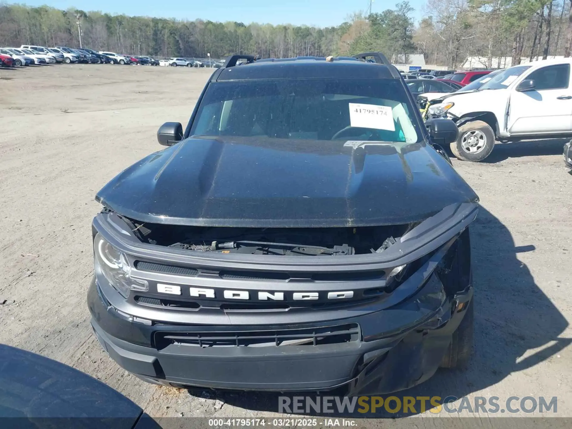 12 Photograph of a damaged car 3FMCR9B69NRD76479 FORD BRONCO SPORT 2022