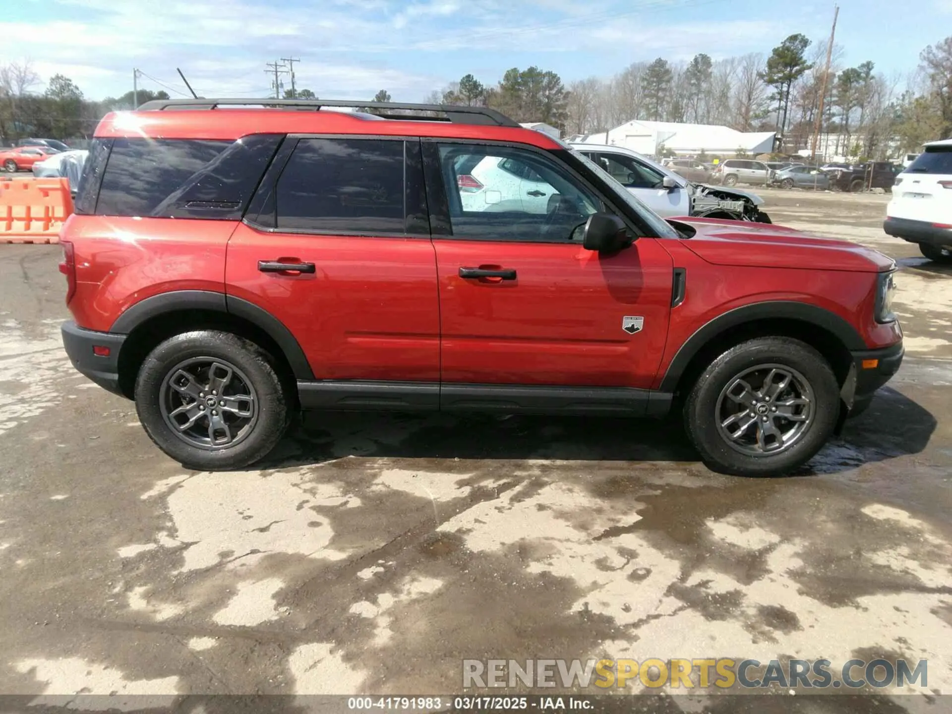 13 Photograph of a damaged car 3FMCR9B69NRE00862 FORD BRONCO SPORT 2022