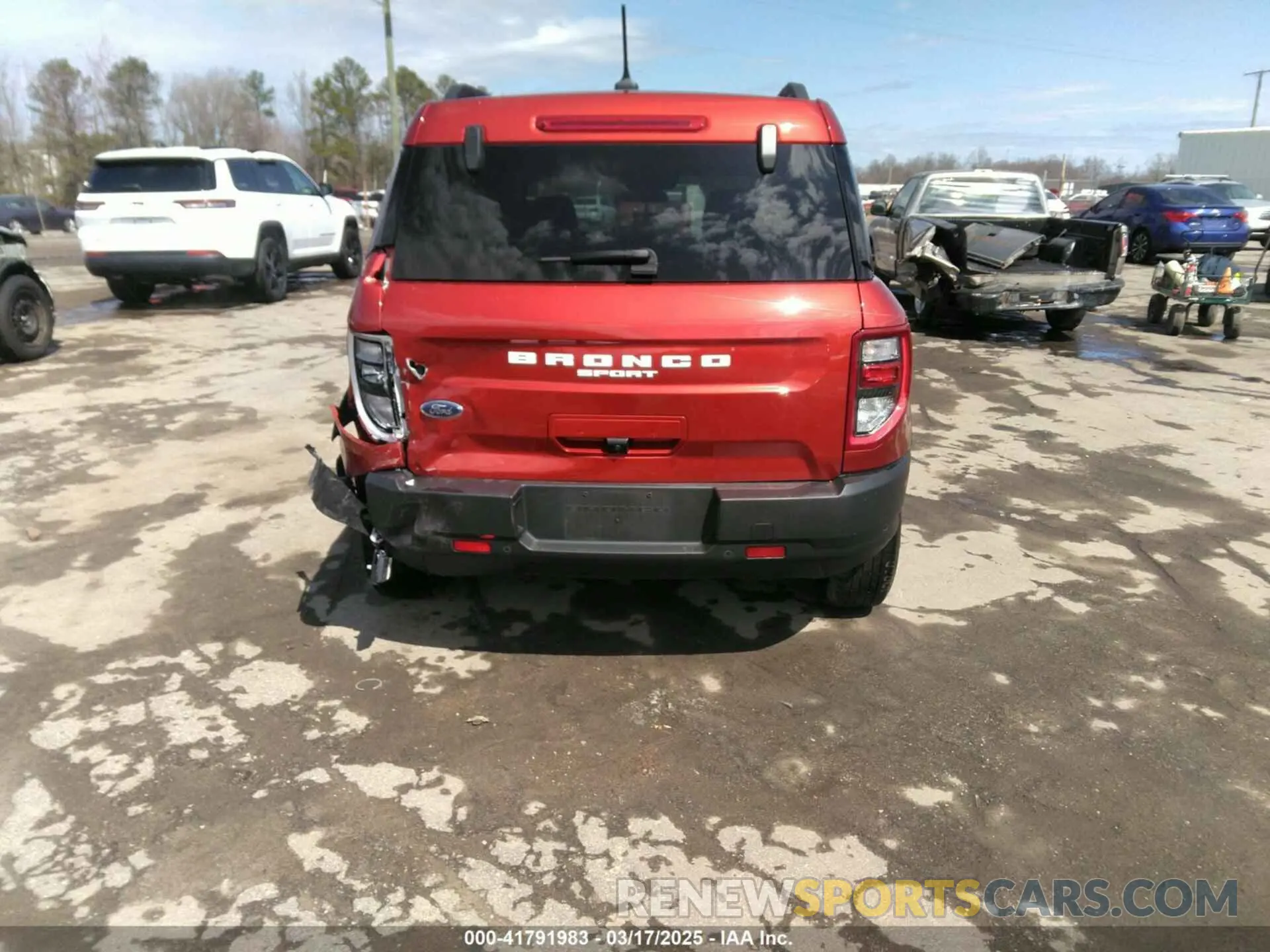 16 Photograph of a damaged car 3FMCR9B69NRE00862 FORD BRONCO SPORT 2022