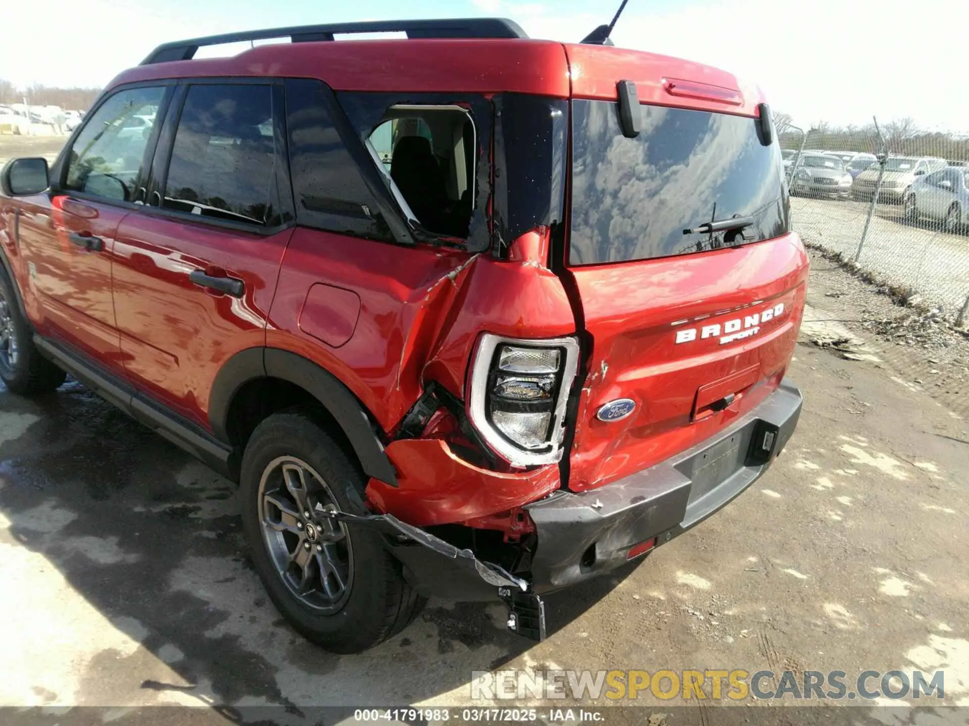 6 Photograph of a damaged car 3FMCR9B69NRE00862 FORD BRONCO SPORT 2022
