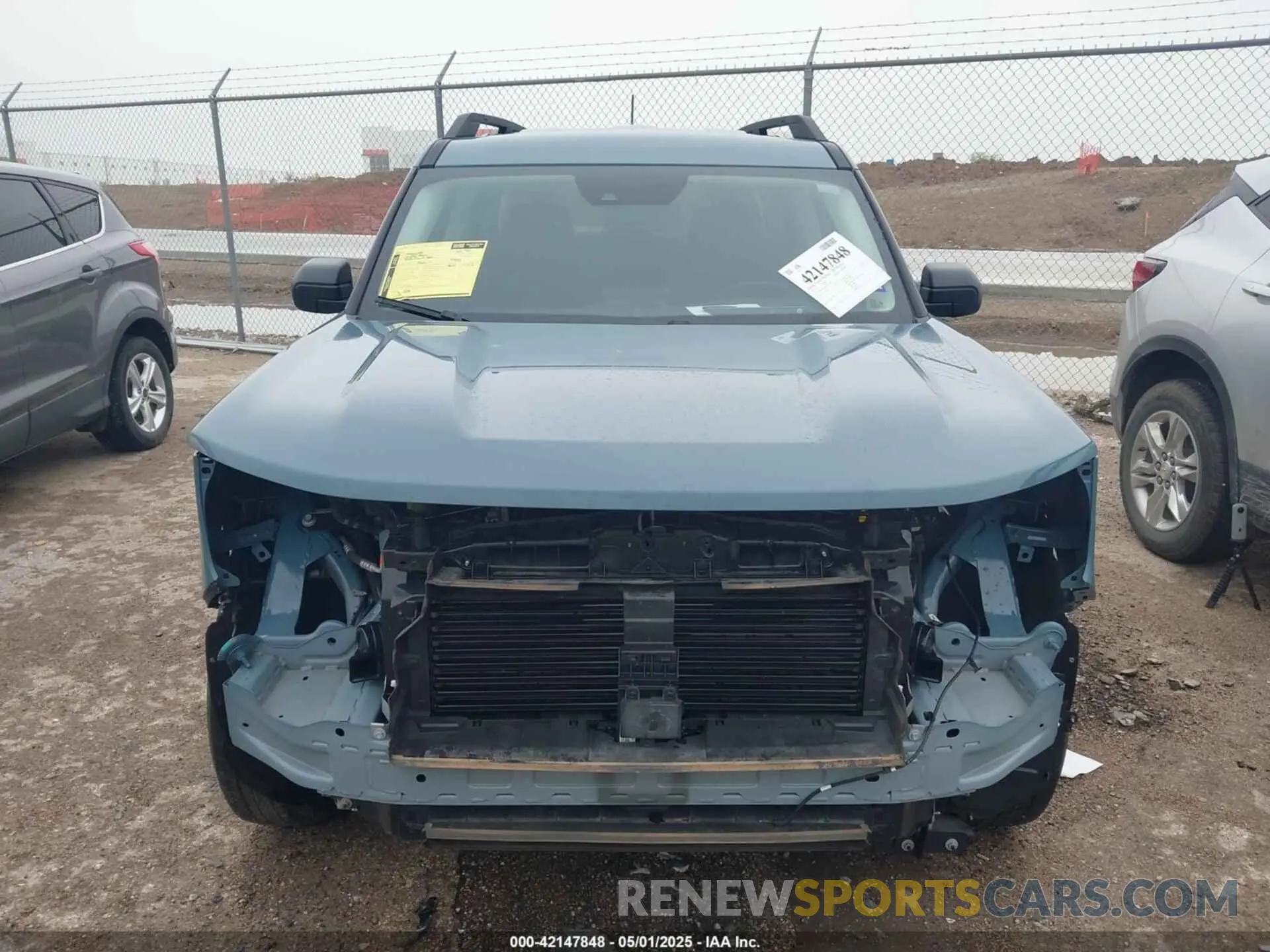 13 Photograph of a damaged car 3FMCR9B69NRE33358 FORD BRONCO SPORT 2022