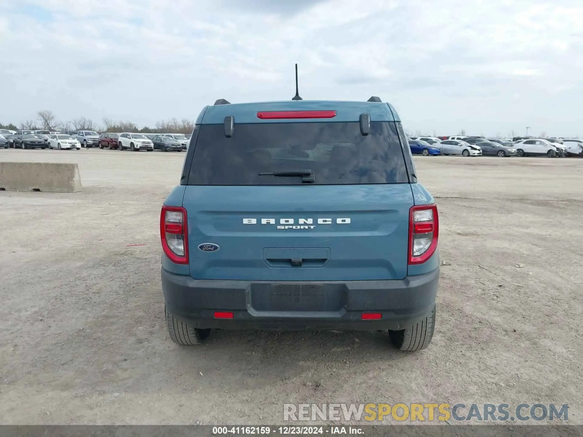 16 Photograph of a damaged car 3FMCR9B6XNRE04984 FORD BRONCO SPORT 2022