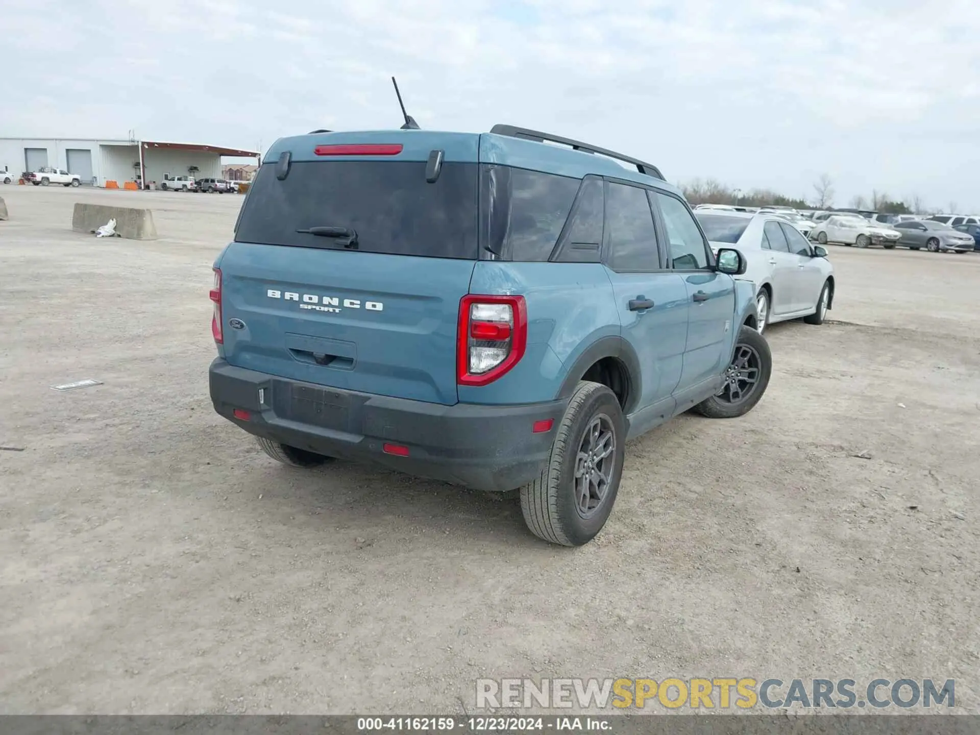4 Photograph of a damaged car 3FMCR9B6XNRE04984 FORD BRONCO SPORT 2022